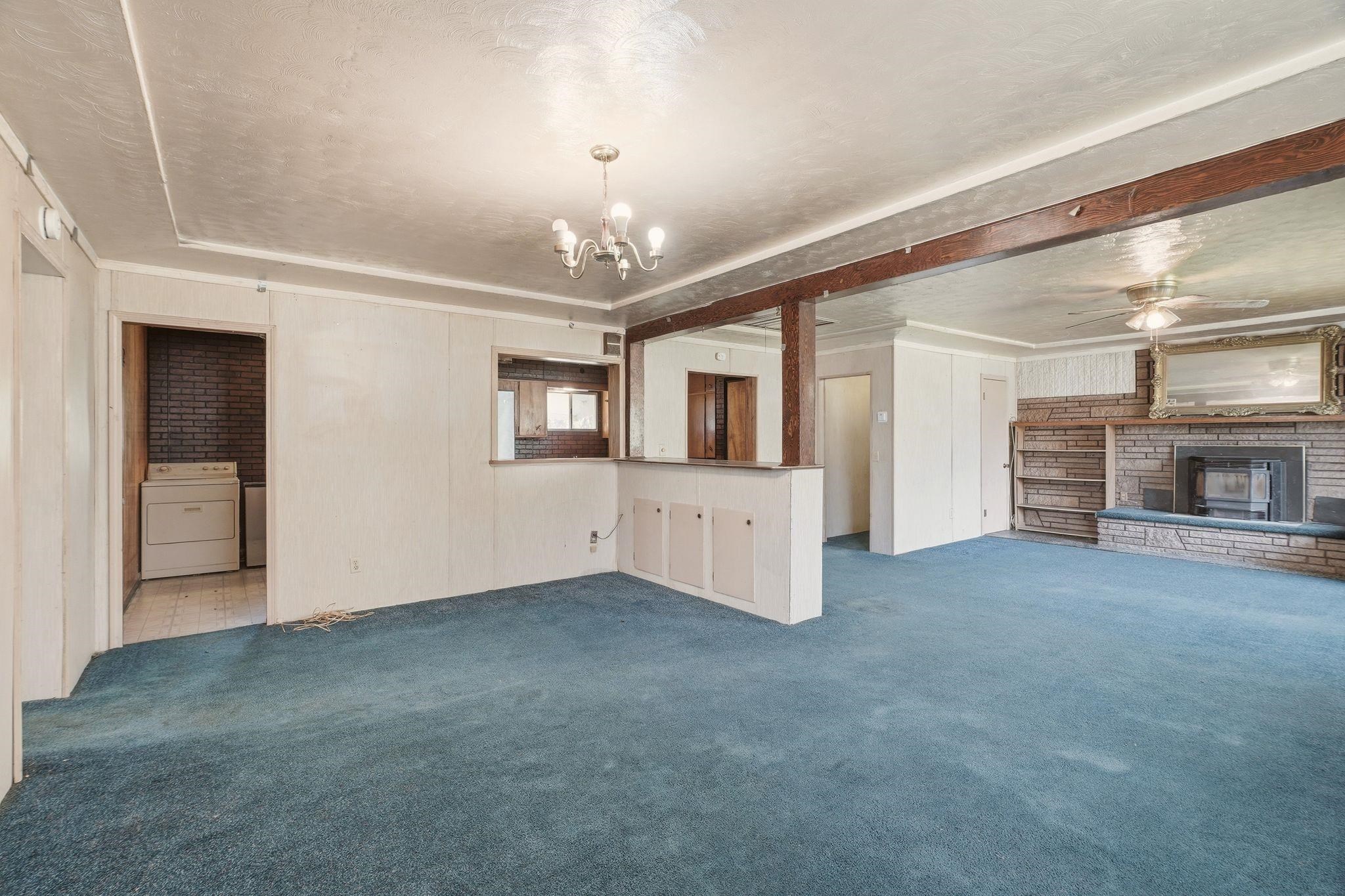 10212 S Electric Ave - Photo 7