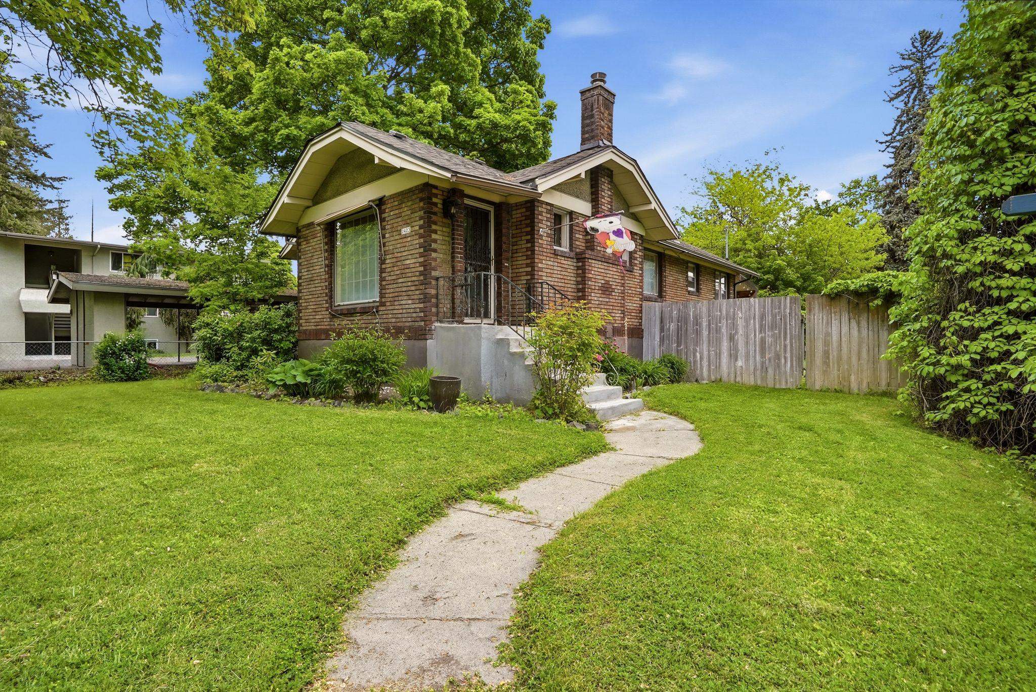 2423 S Grand Blvd - Photo 1
