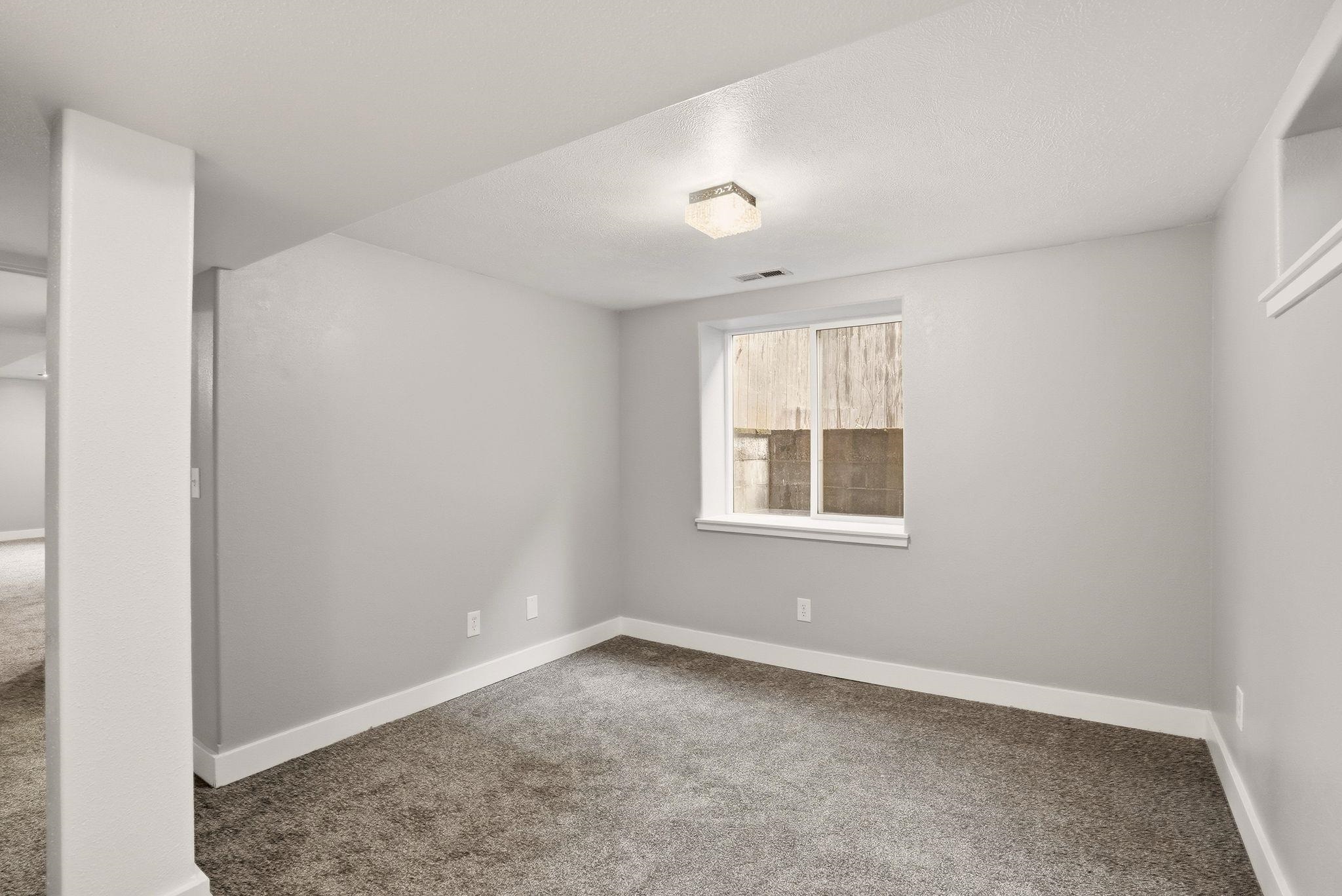 2423 S Grand Blvd - Photo 17