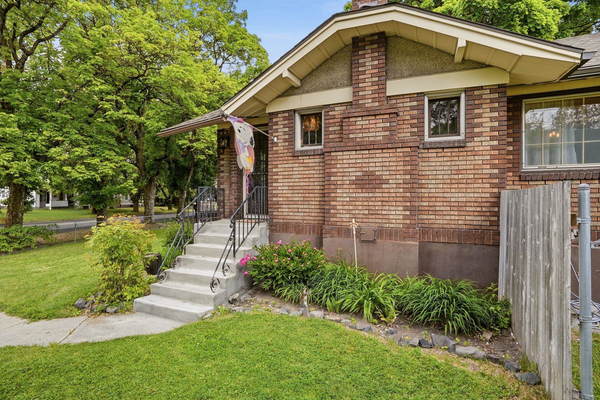 2423 S Grand Blvd - Photo 3