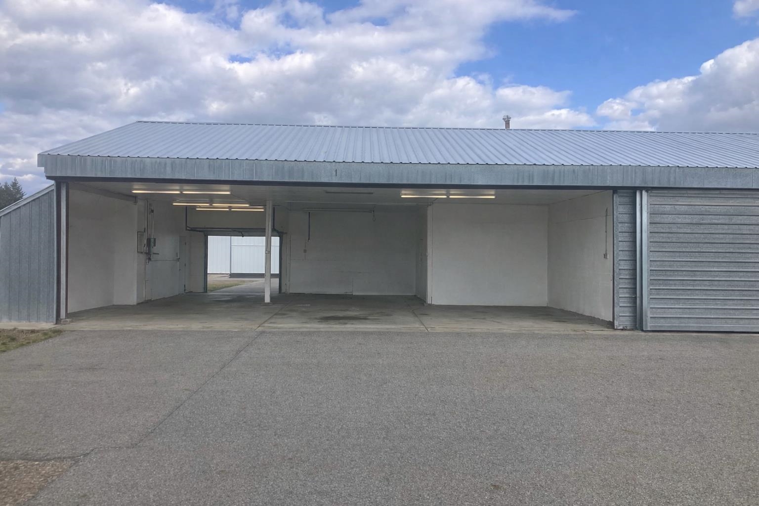 6105 E Rutter Ave - Photo 1