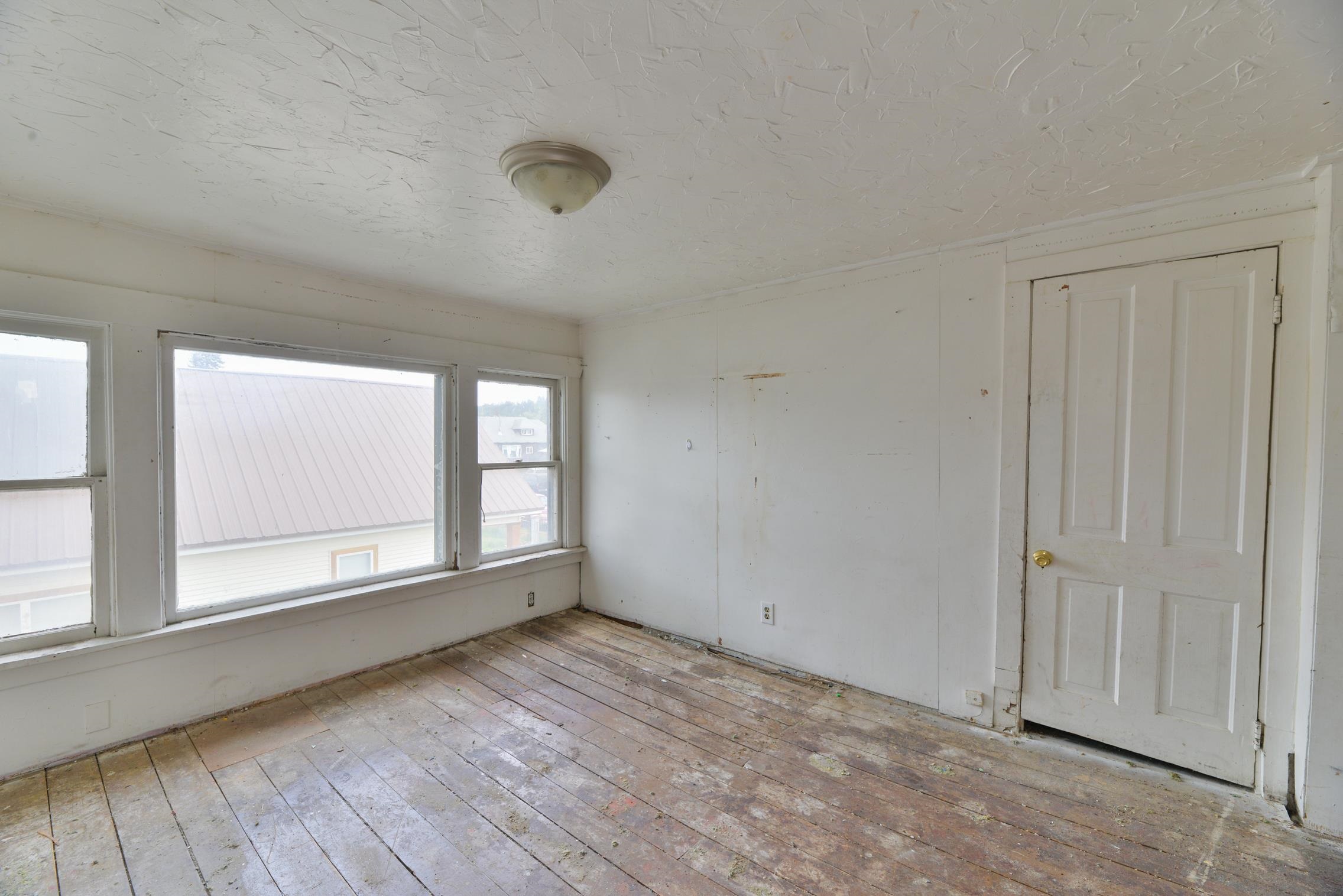 1823 E 5th Ave - Photo 14