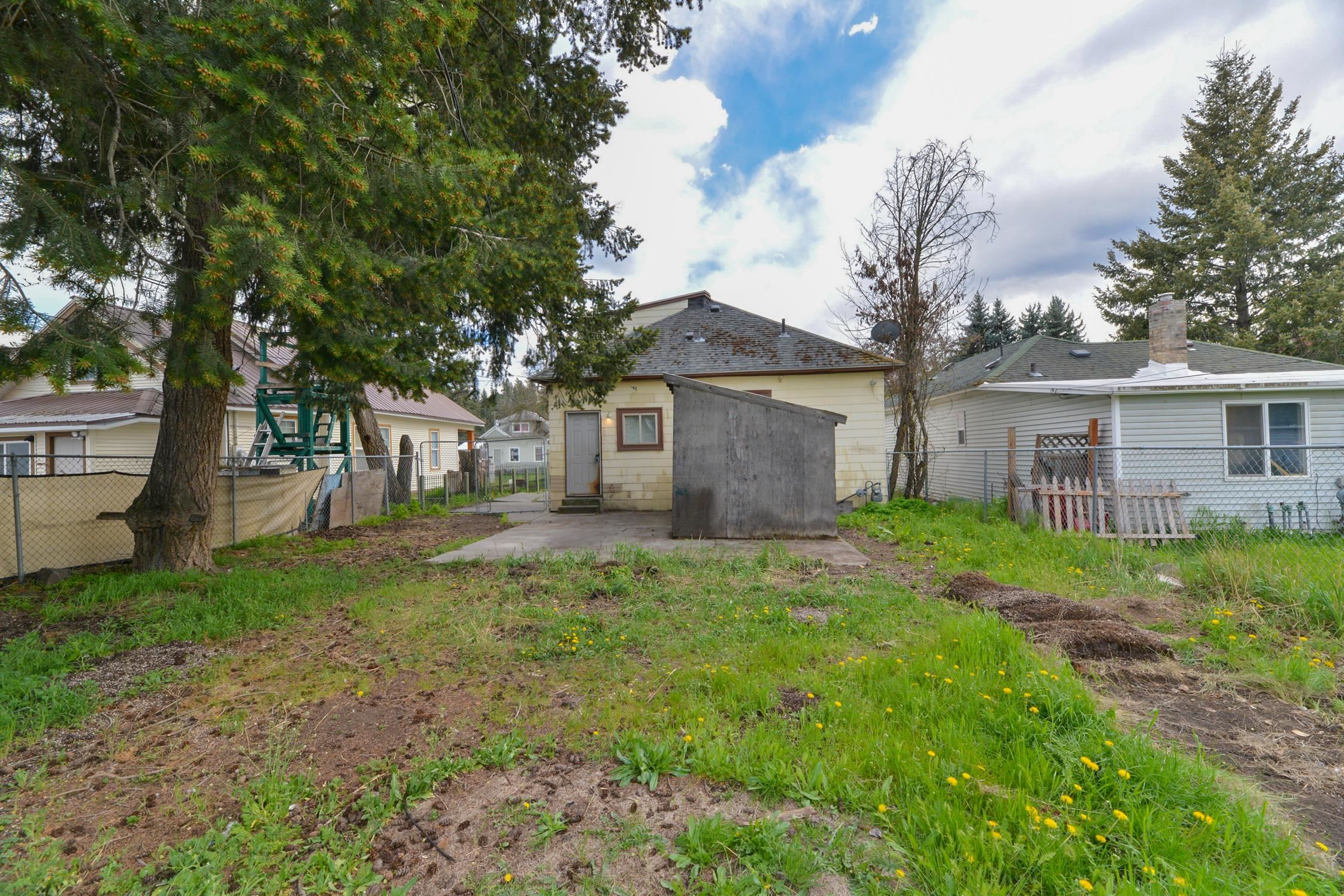 1823 E 5th Ave - Photo 4