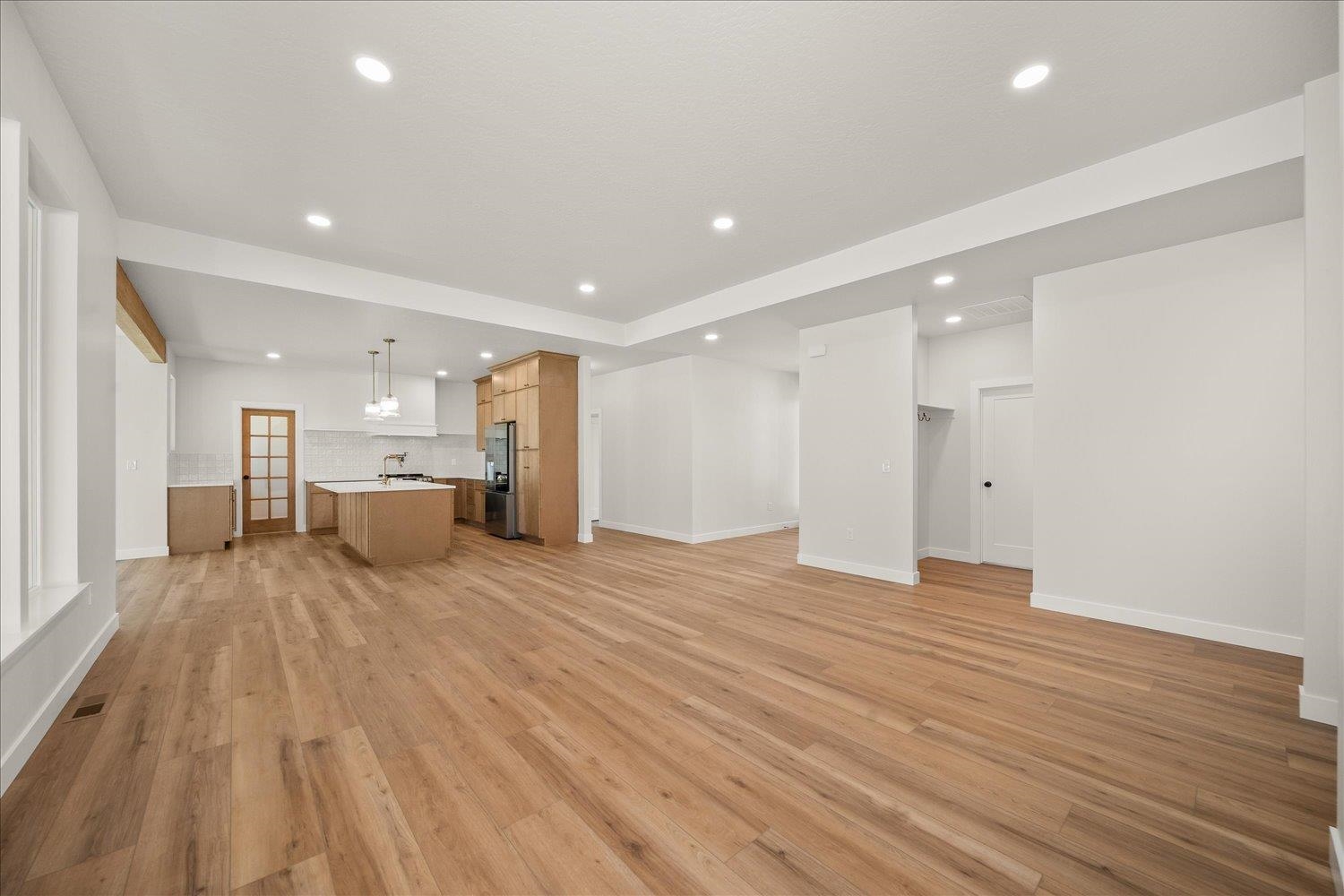 7310 W Kendick Ave - Photo 9