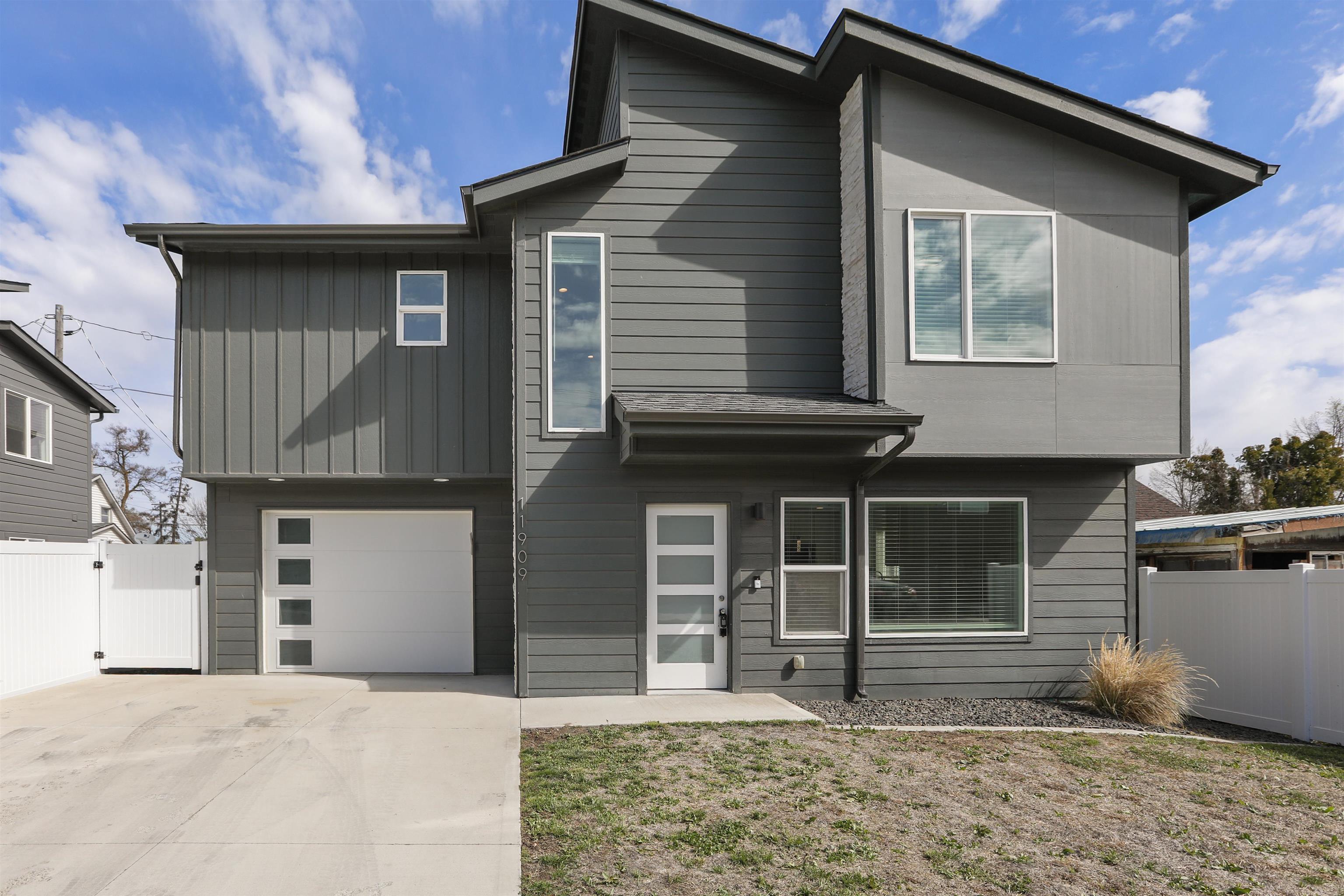 11909 E 2nd Ln - Photo 1