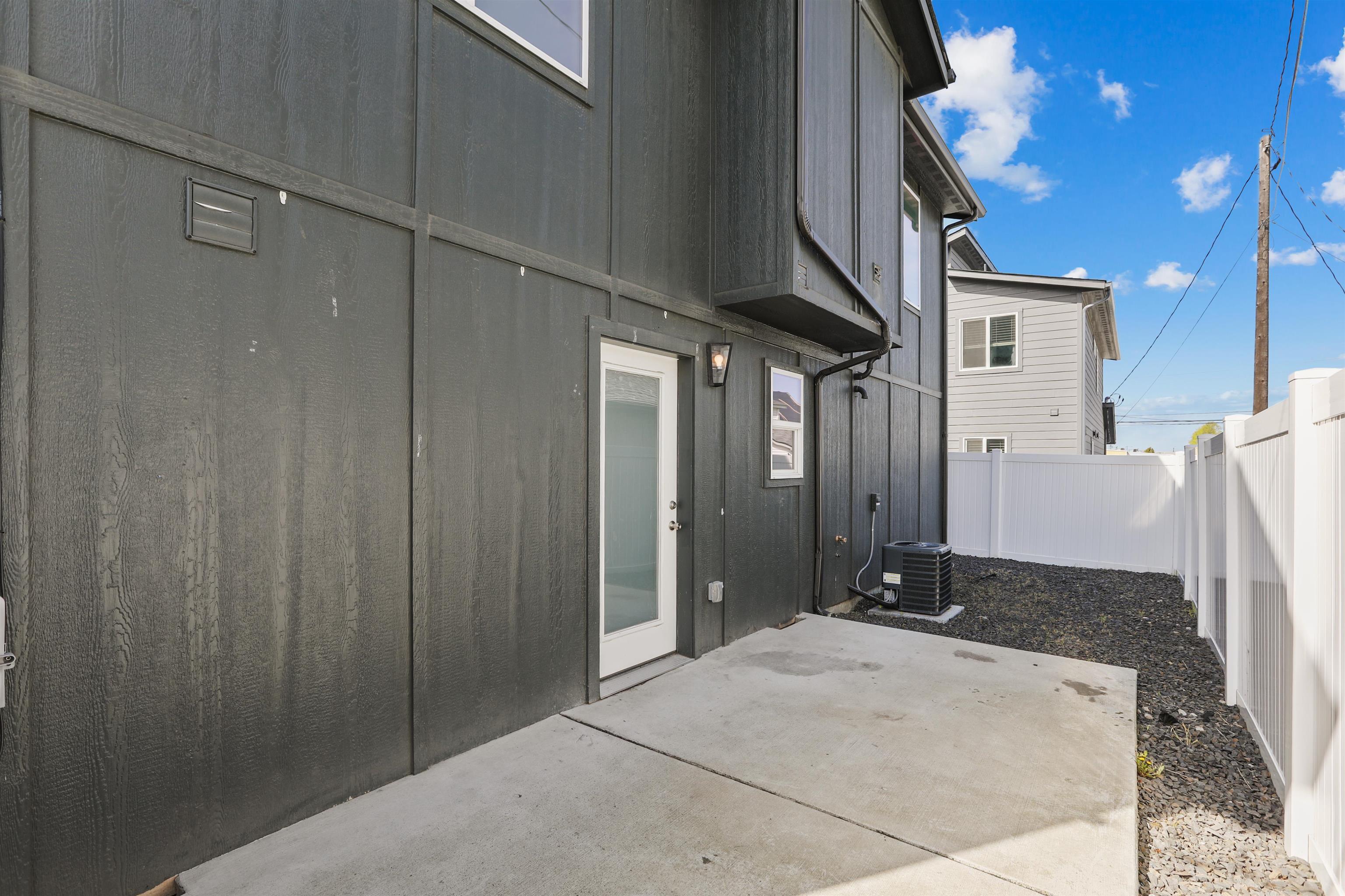 11909 E 2nd Ln - Photo 11