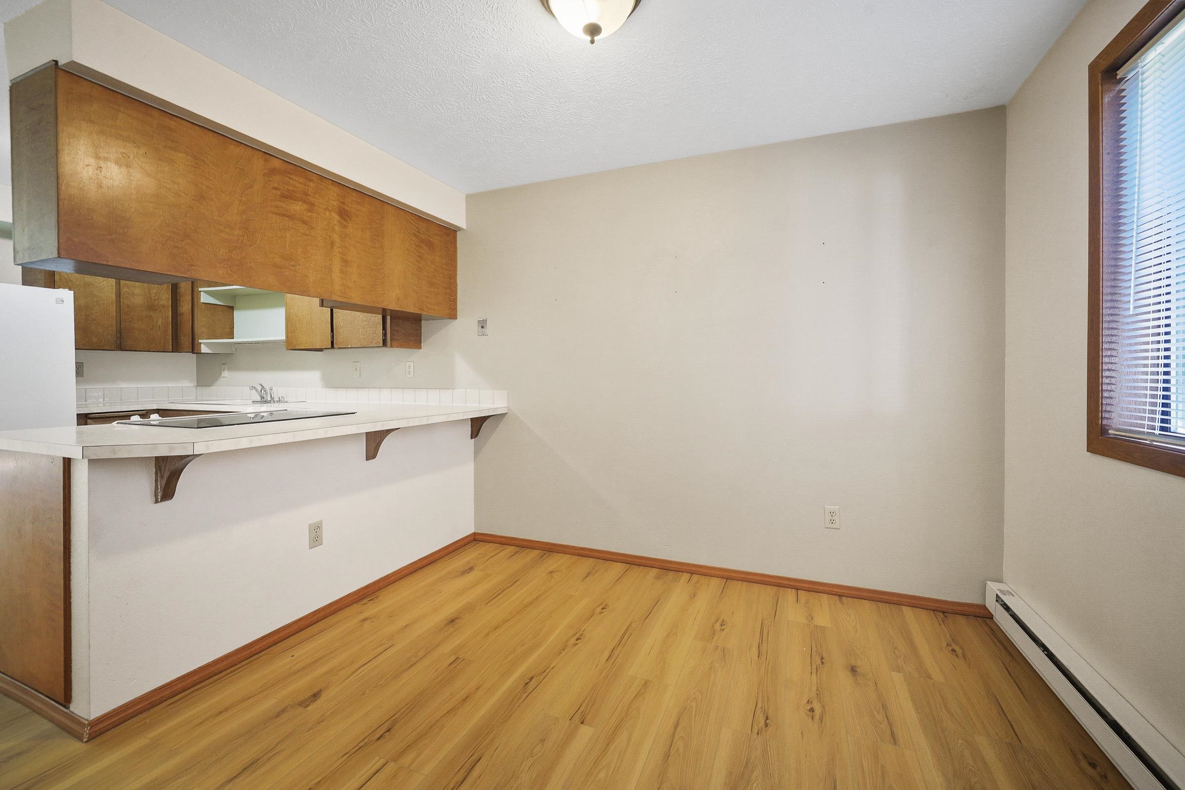 1113 W 10th Ave - Photo 13