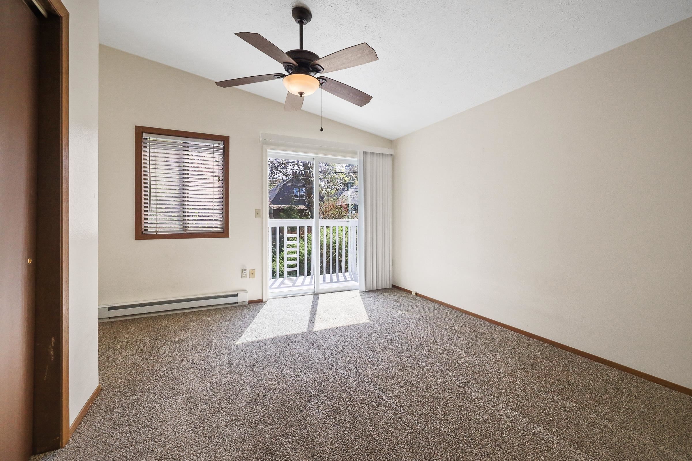 1113 W 10th Ave - Photo 18