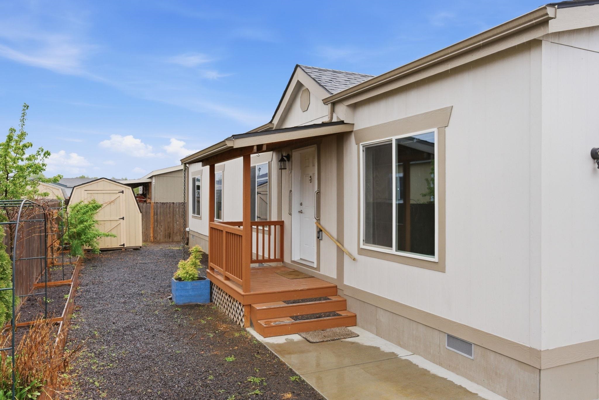 10510 W Richland Rd - Photo 3