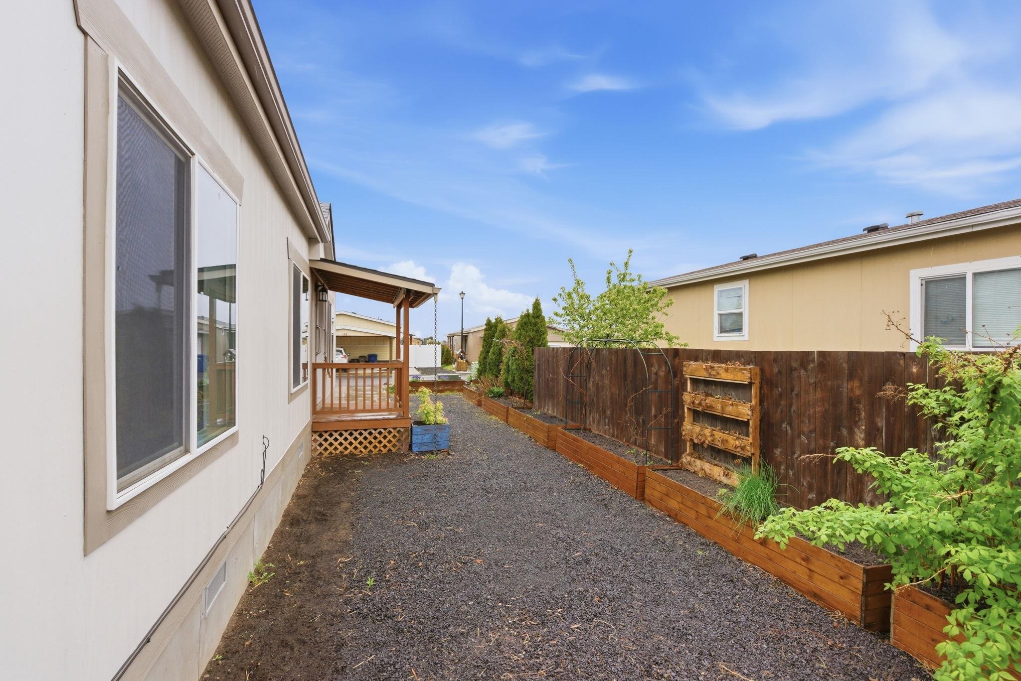 10510 W Richland Rd - Photo 40