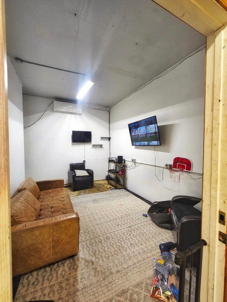 130 S Main St - Photo 7