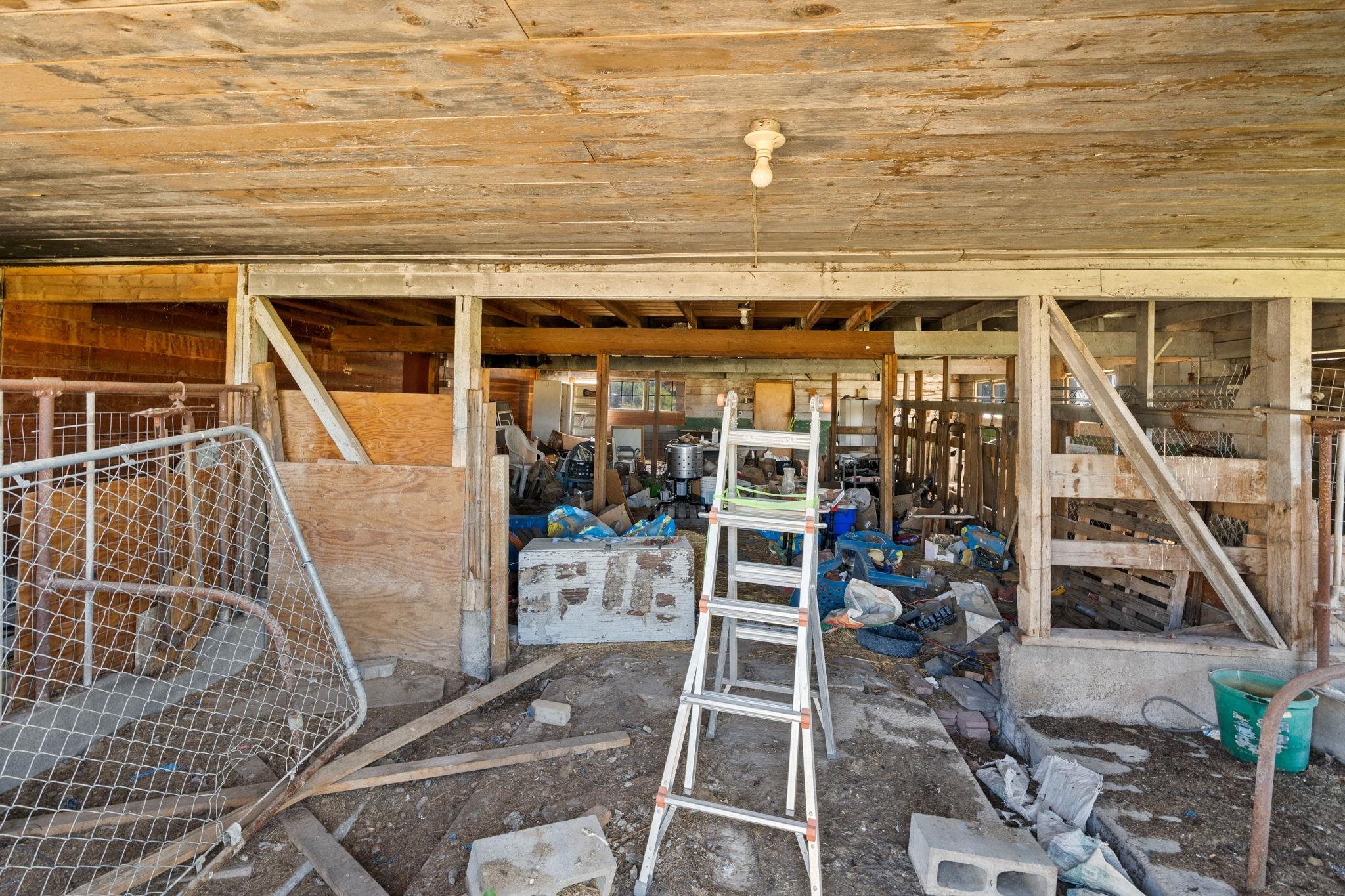 4616 S Highway 395 - Photo 21