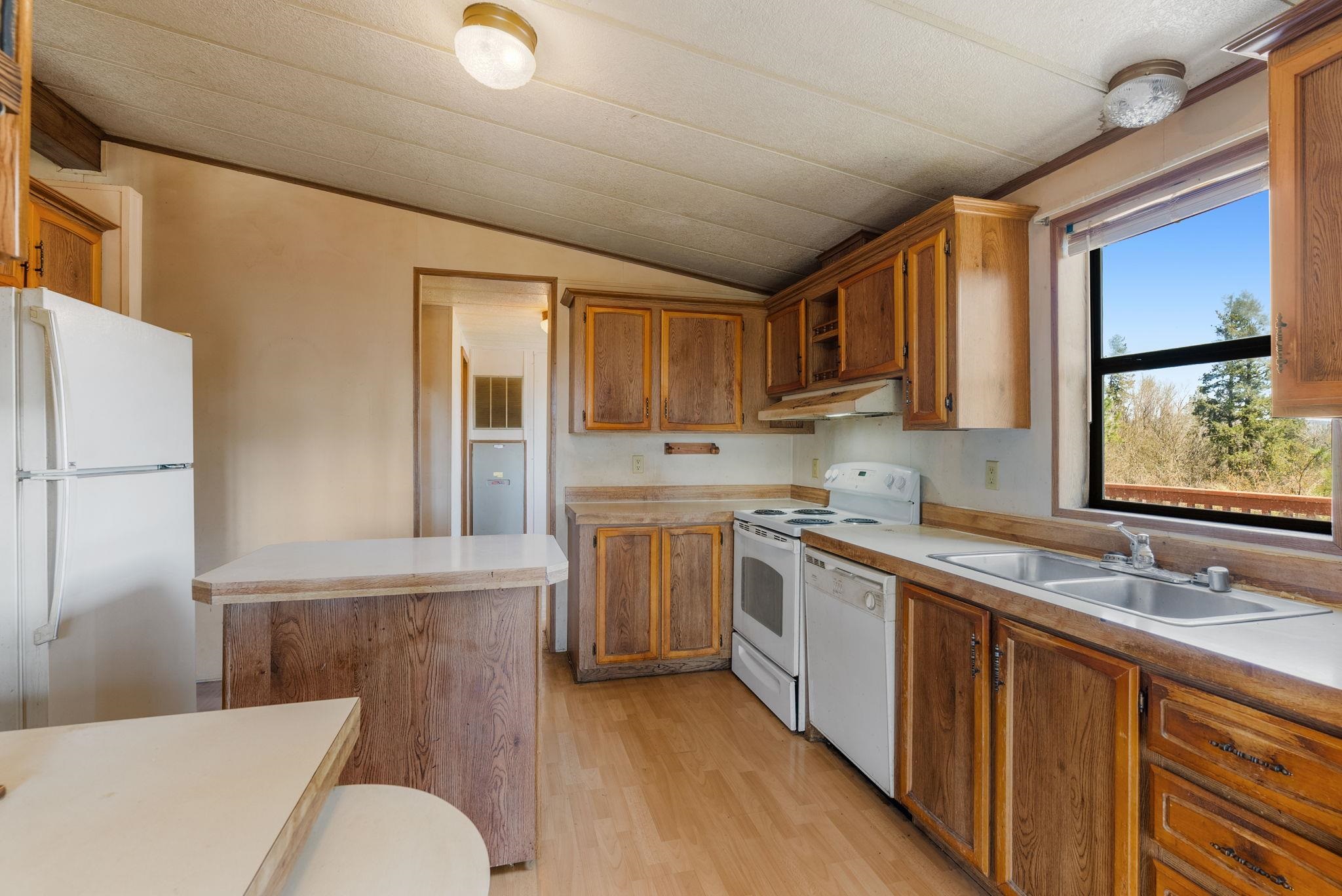 27220 N Milan Rd - Photo 9