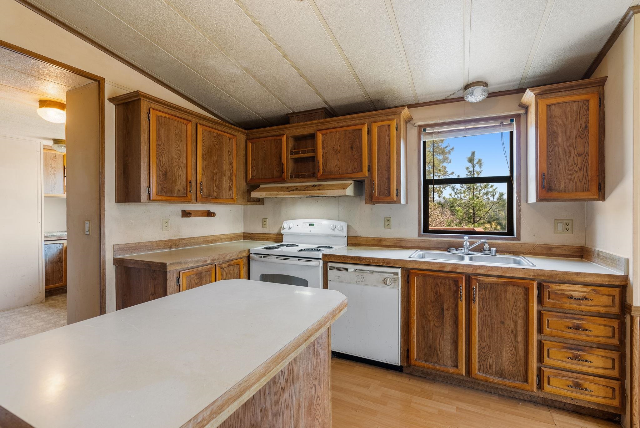 27220 N Milan Rd - Photo 10