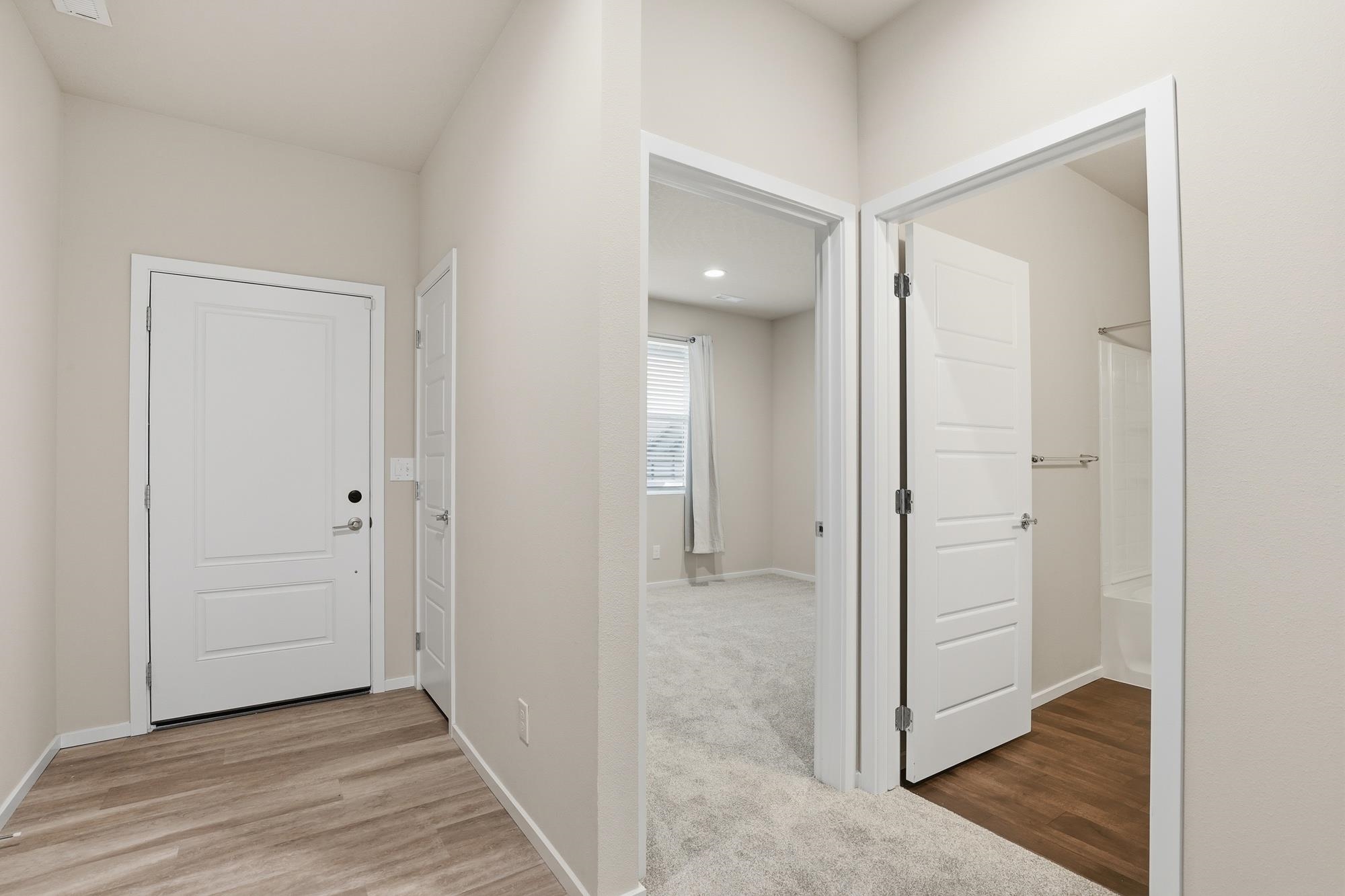 10003 W White Ln - Photo 4