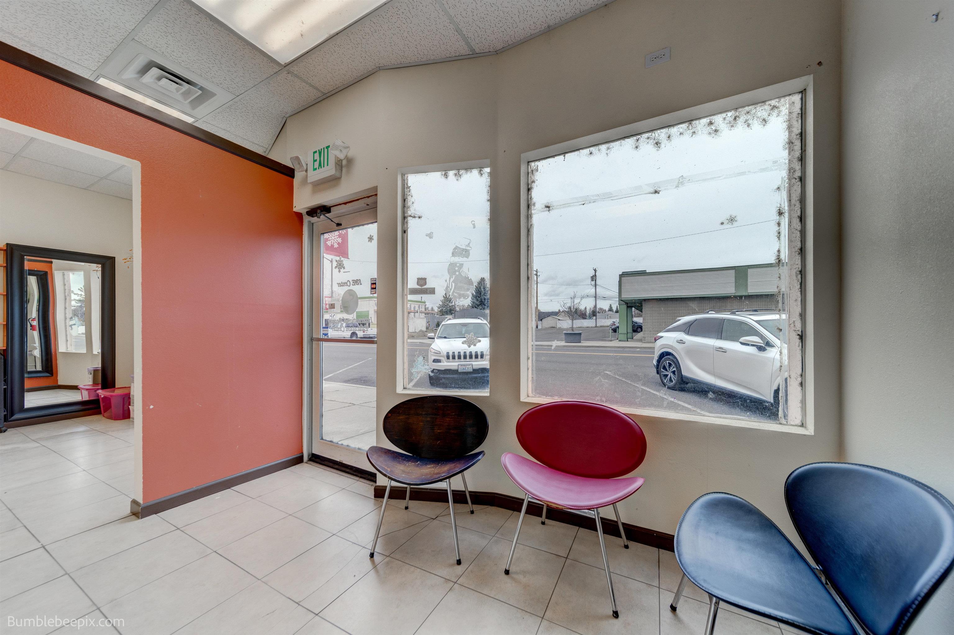 118 E LAKE St - Photo 12