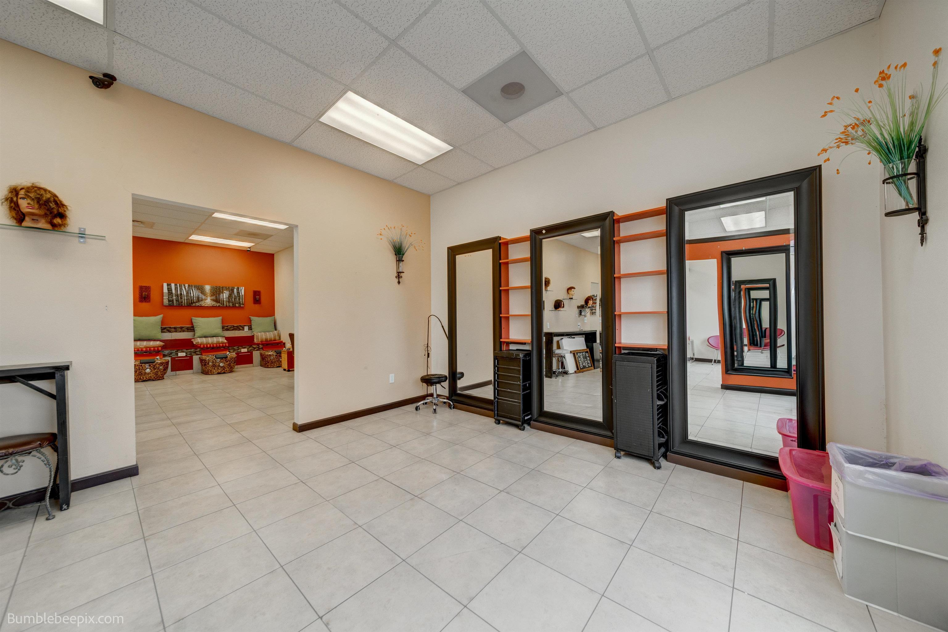 118 E LAKE St - Photo 14