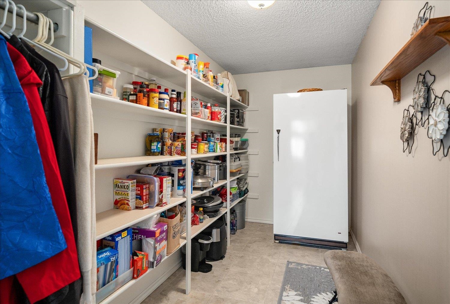 235 N SPANGLE Ave - Photo 17
