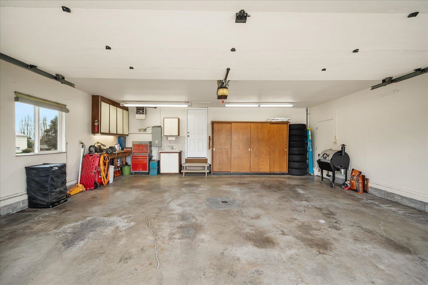 235 N SPANGLE Ave - Photo 29
