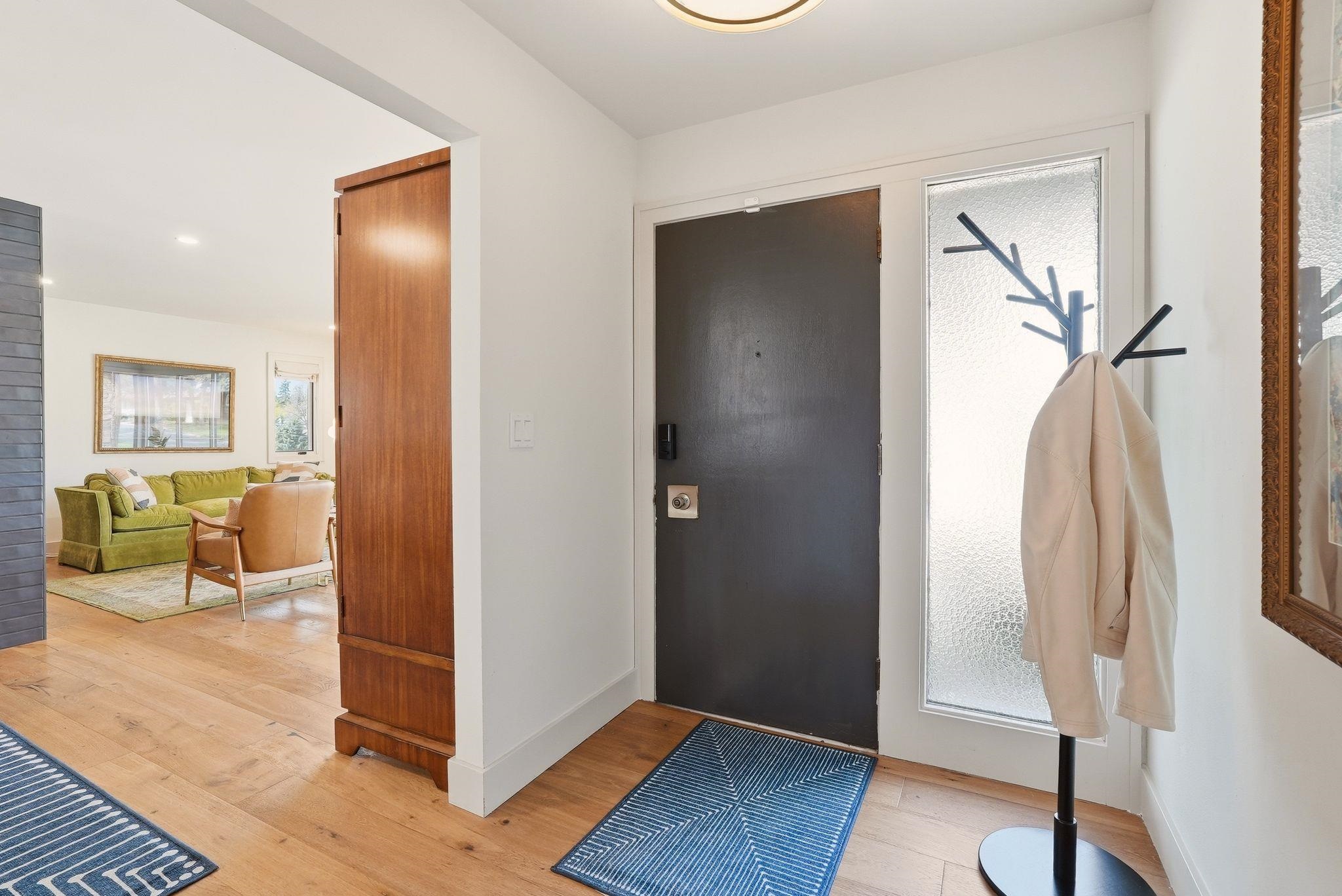 1628 E 36th Ave - Photo 3
