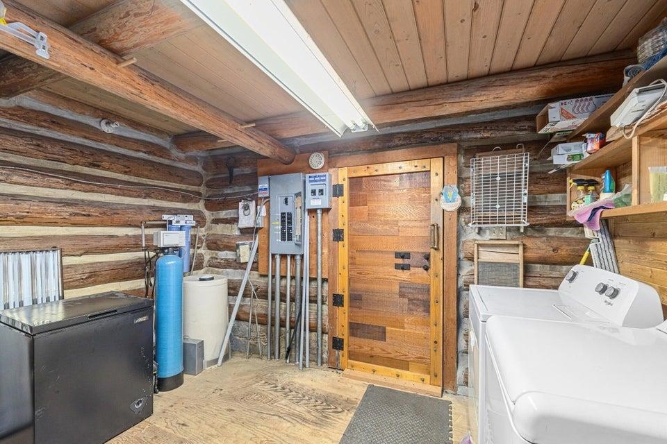 3086 Burnt Valley Rd - Photo 18
