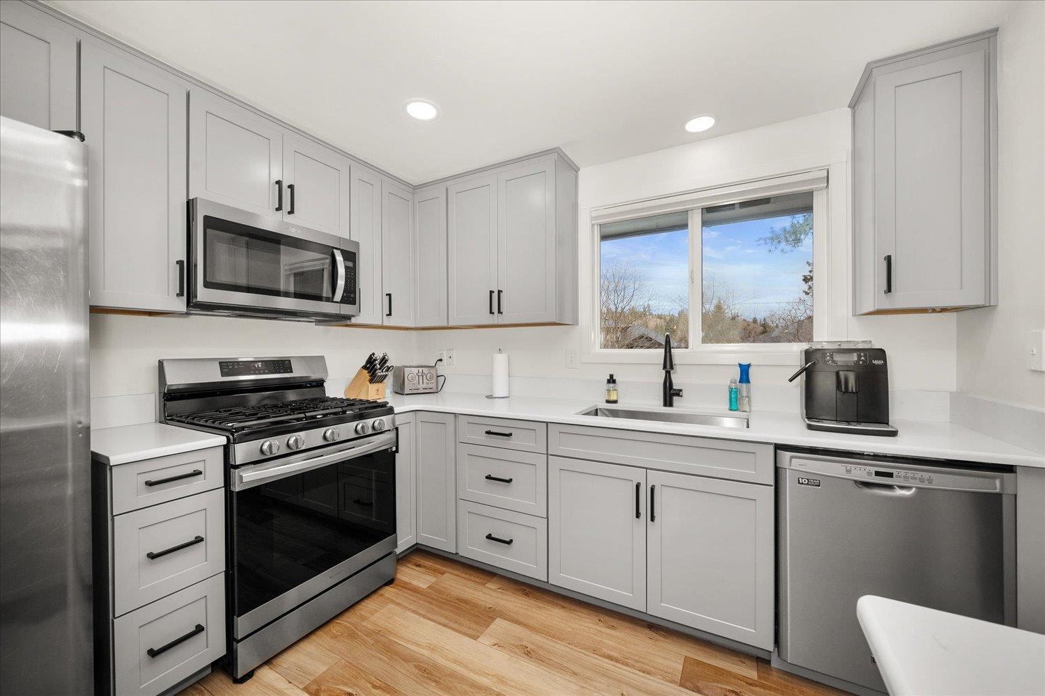 5231 W Rosewood Ave - Photo 12