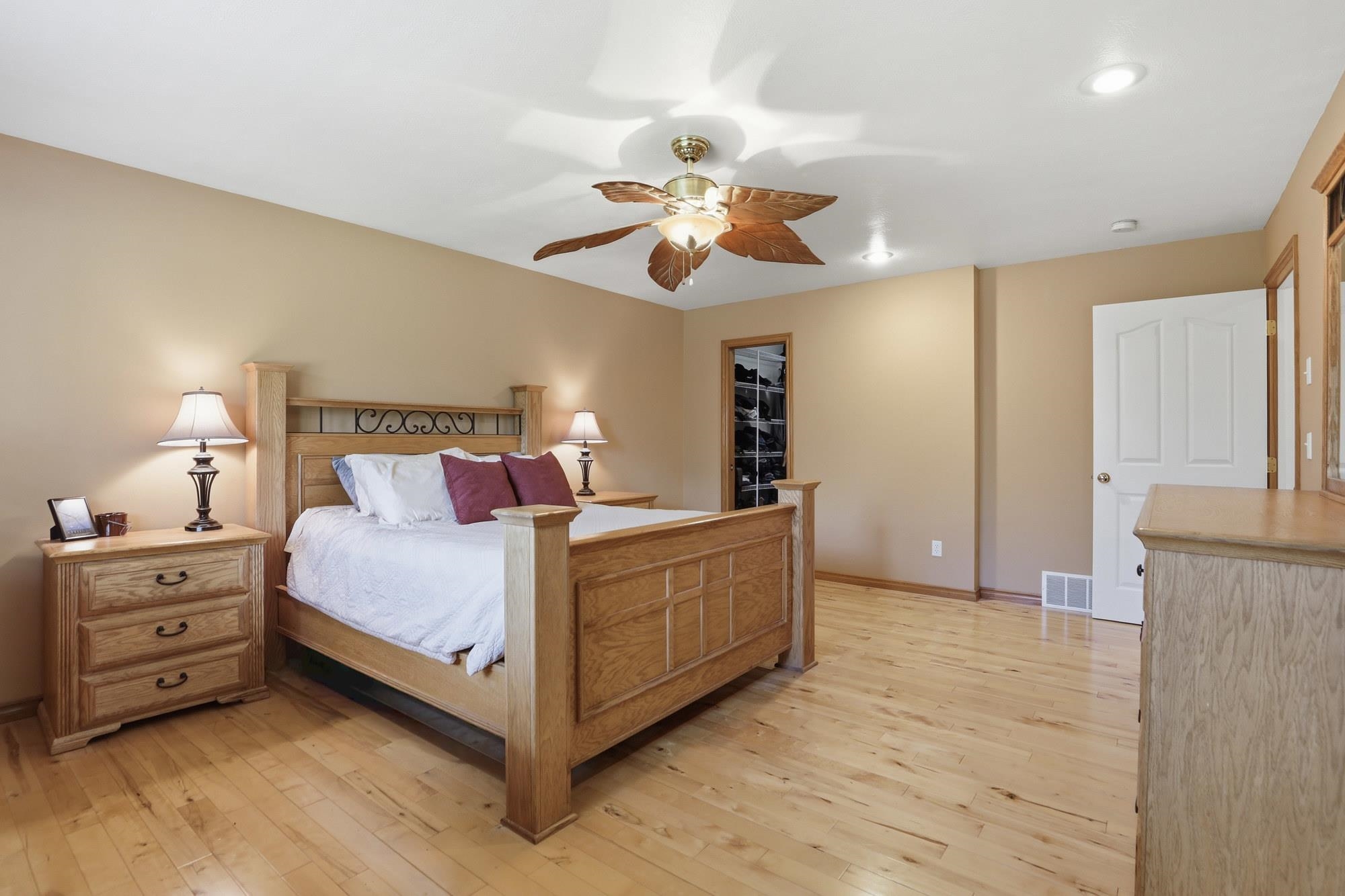 8320 N Haye Ln - Photo 17