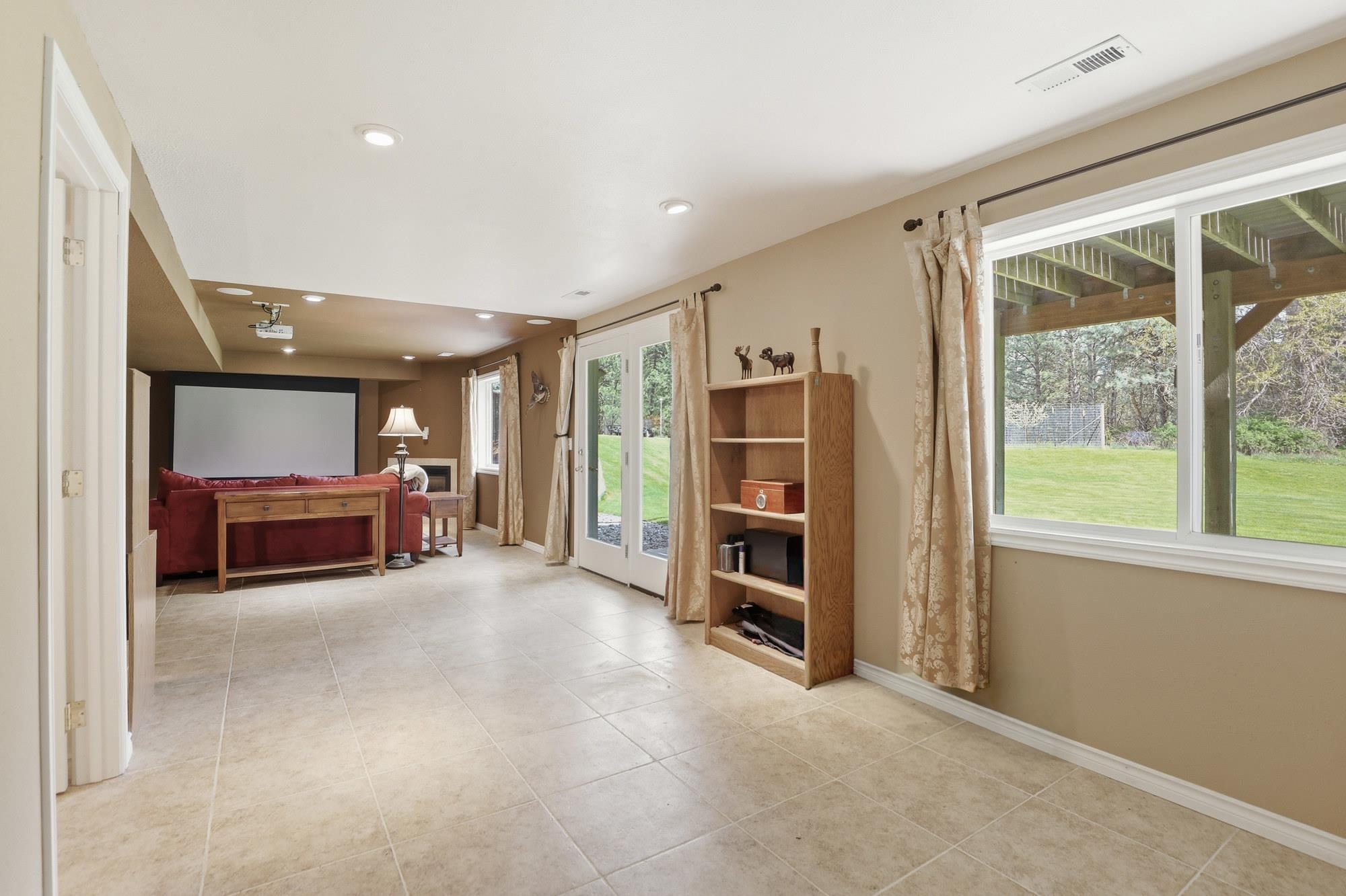 8320 N Haye Ln - Photo 33