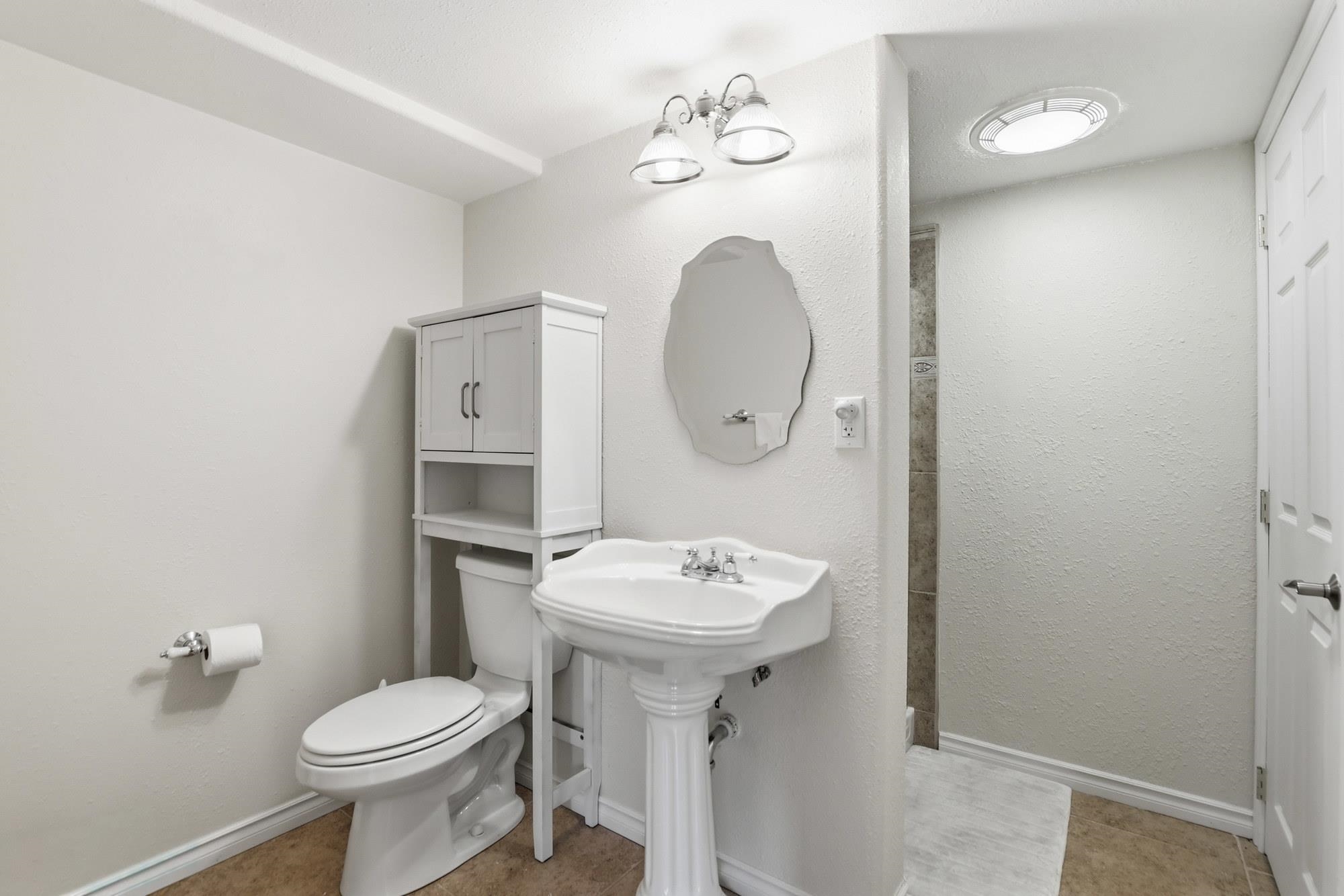8320 N Haye Ln - Photo 35