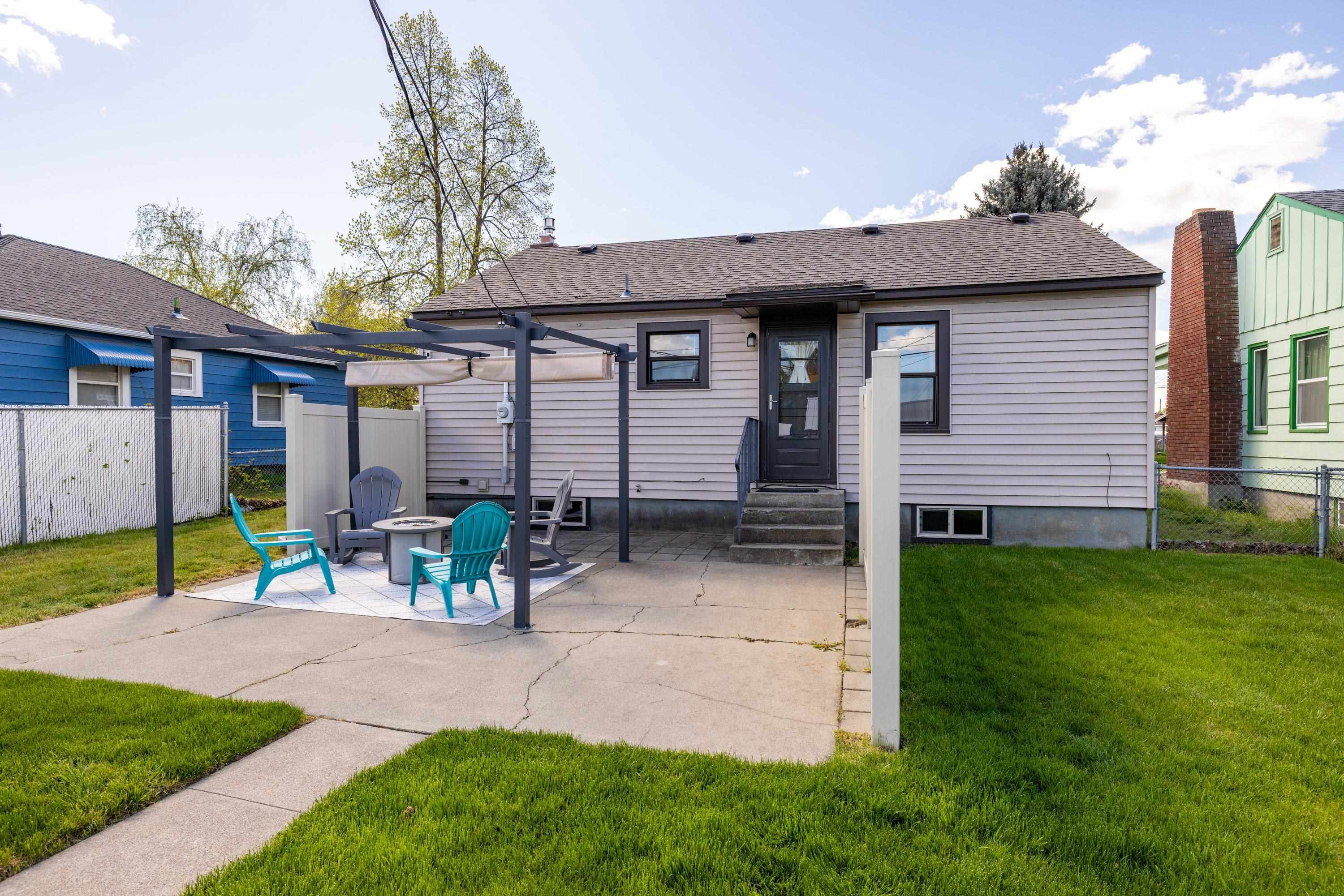 2324 W Providence Ave - Photo 20