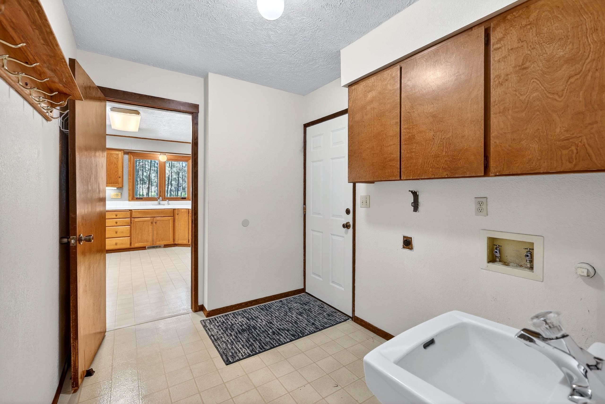 22910 N Perry Rd - Photo 16
