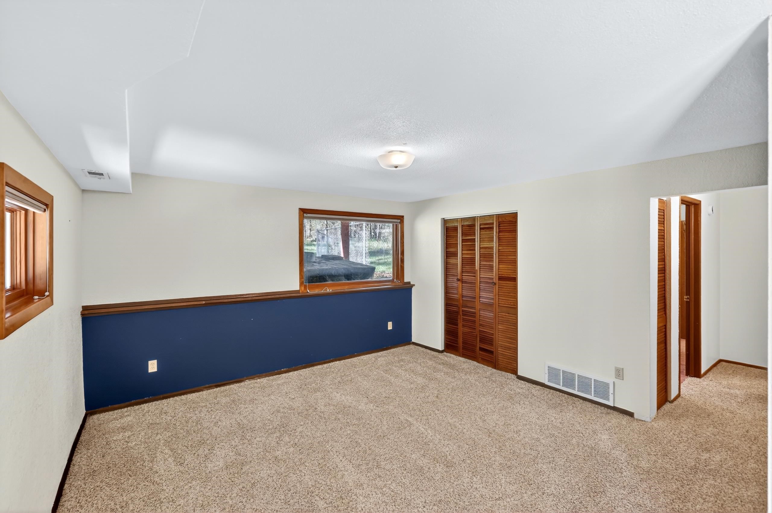 22910 N Perry Rd - Photo 37