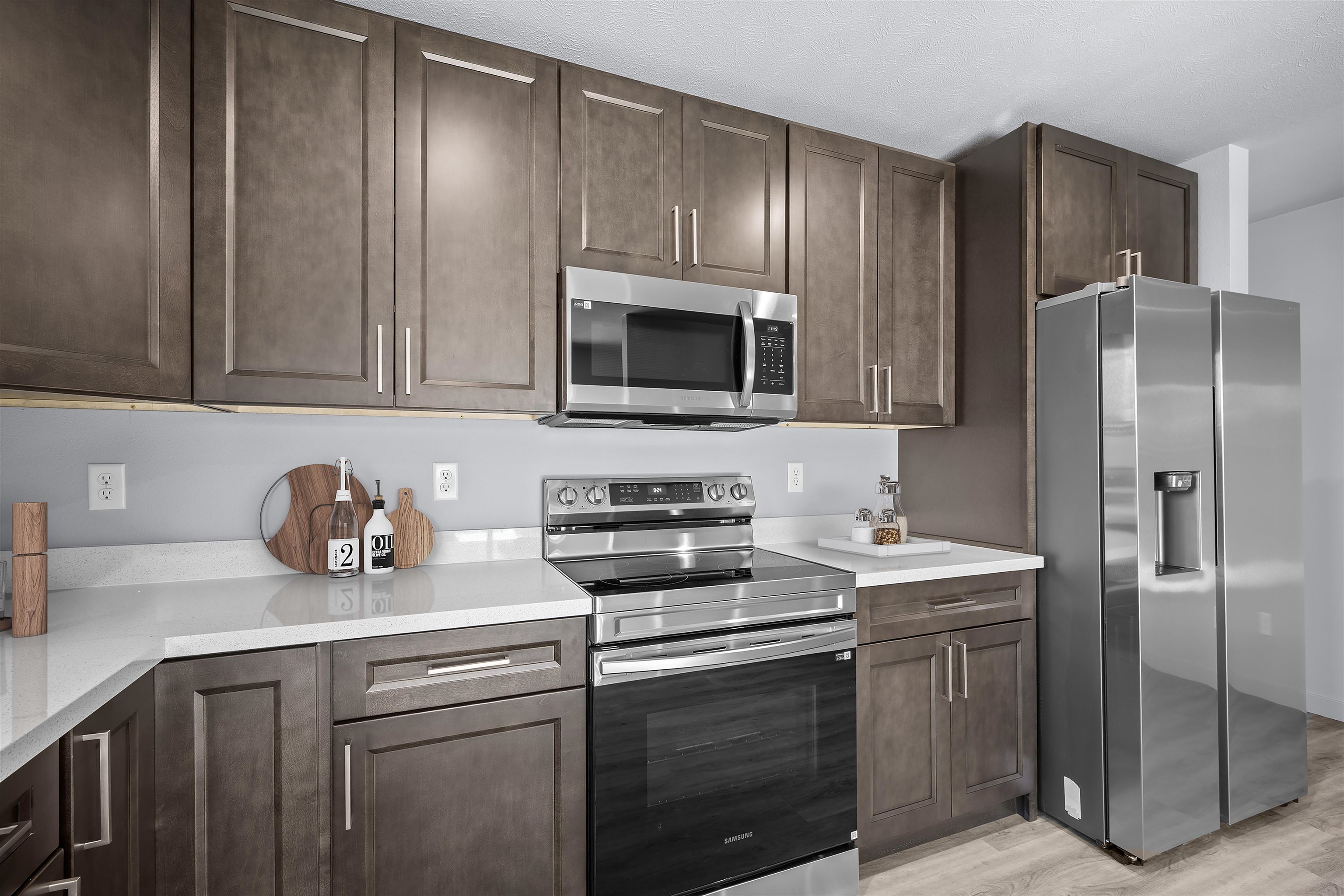 820 E Crown Ave - Photo 16