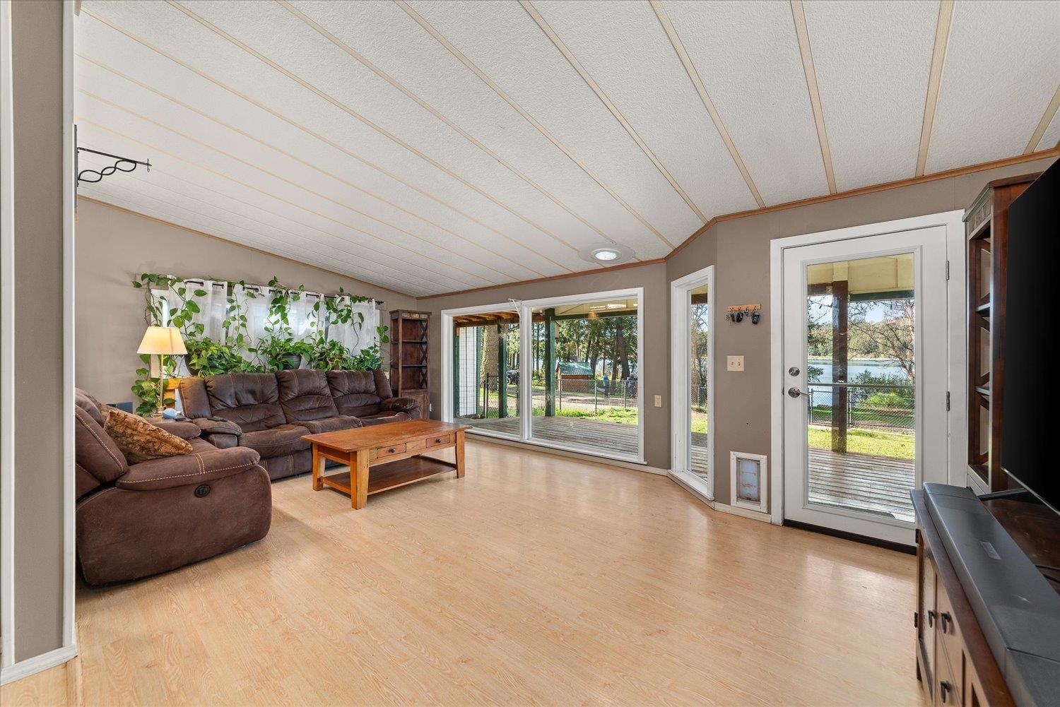 42408 N Sylvan Rd - Photo 11