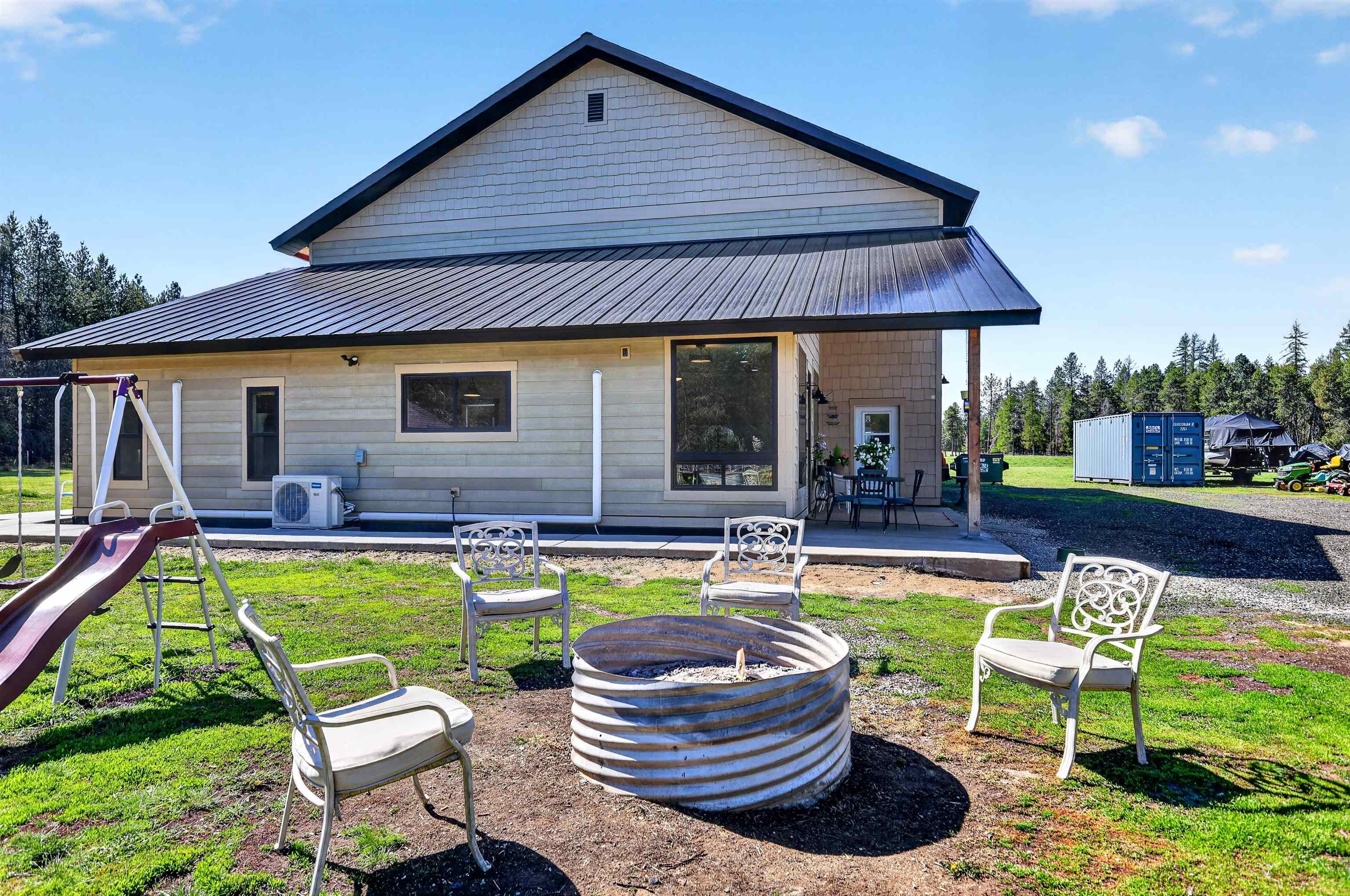 1100 E Denison Chattaroy Rd - Photo 28