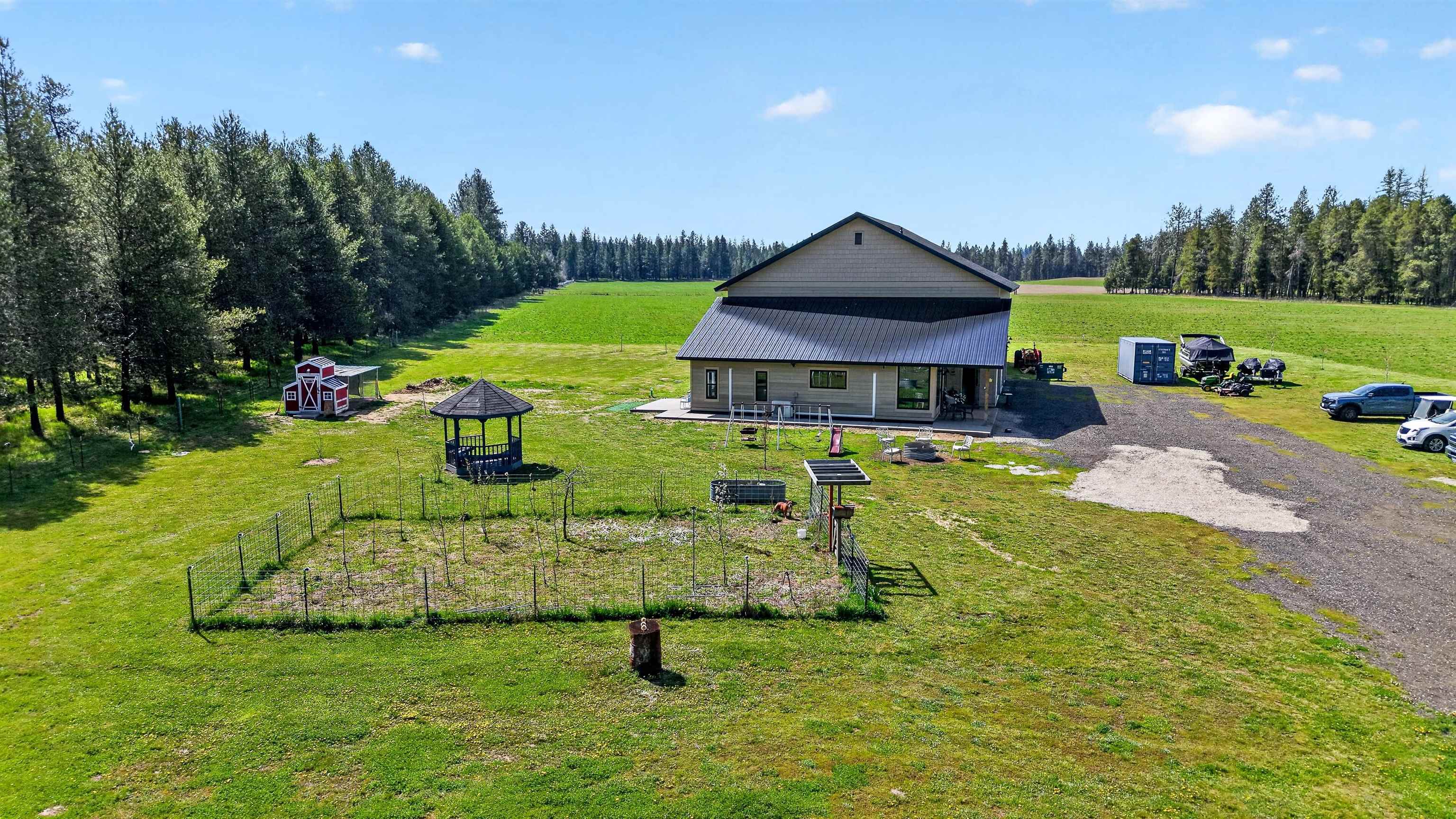 1100 E Denison Chattaroy Rd - Photo 31