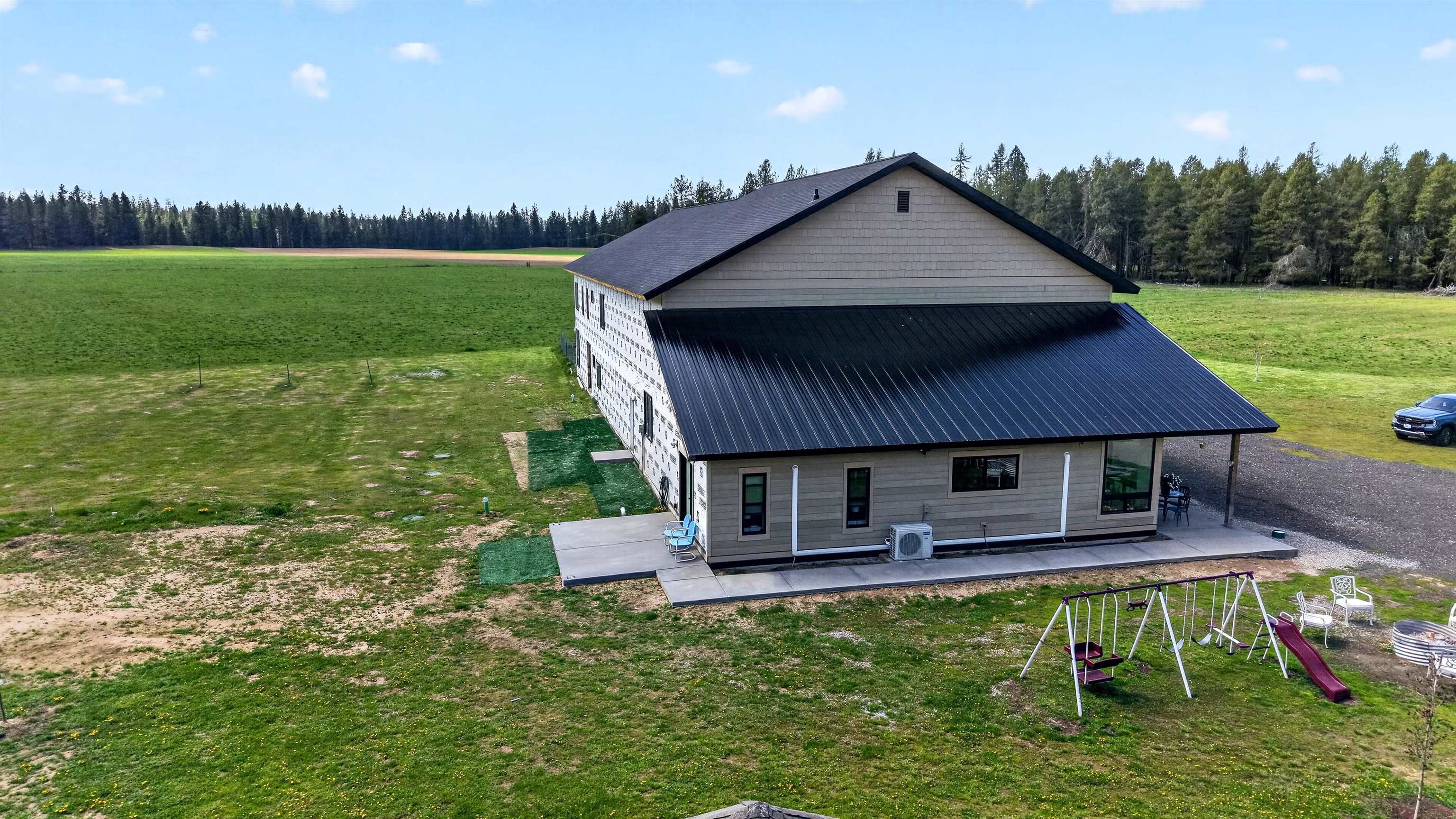 1100 E Denison Chattaroy Rd - Photo 47