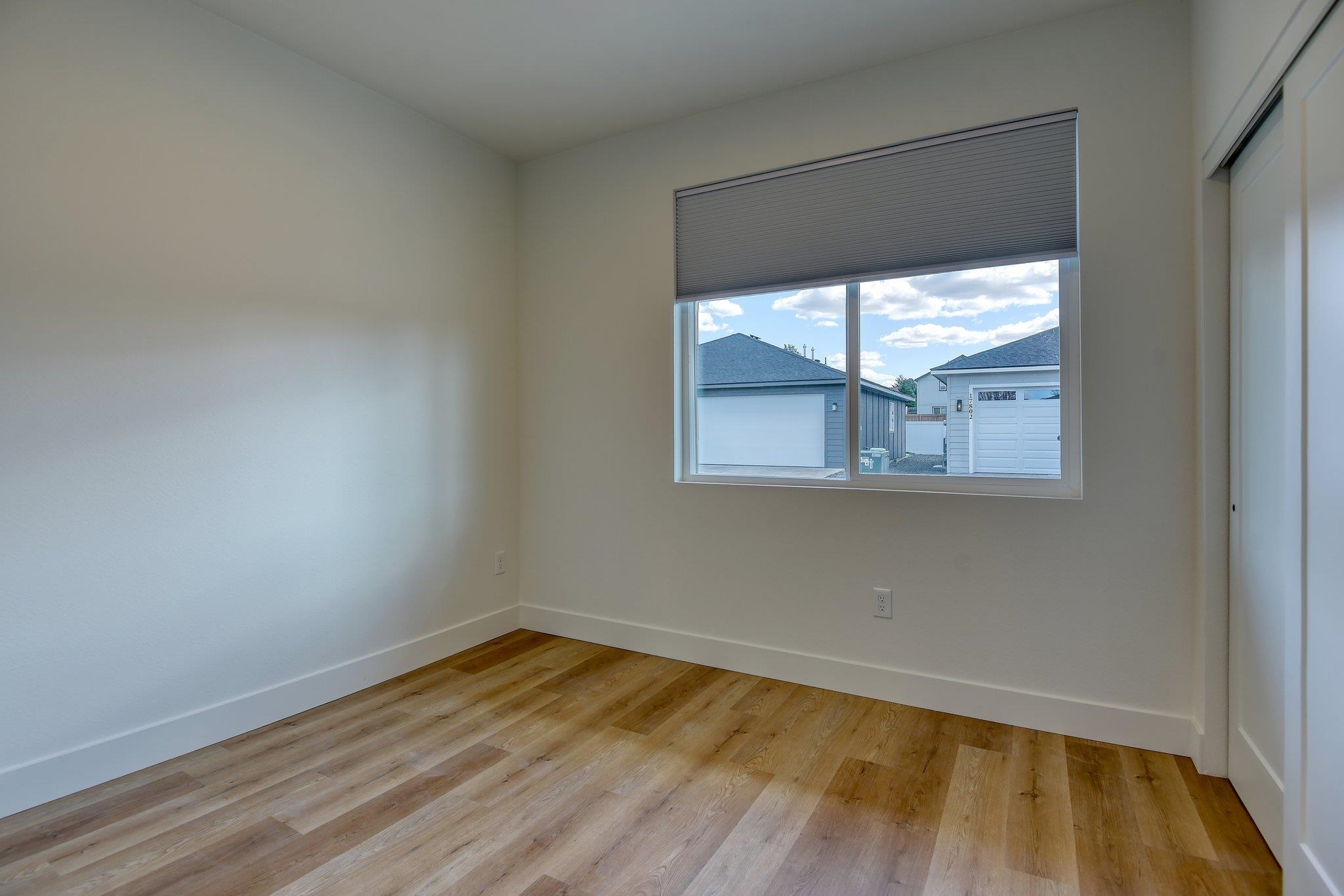 17803 E 3rd Ln - Photo 29