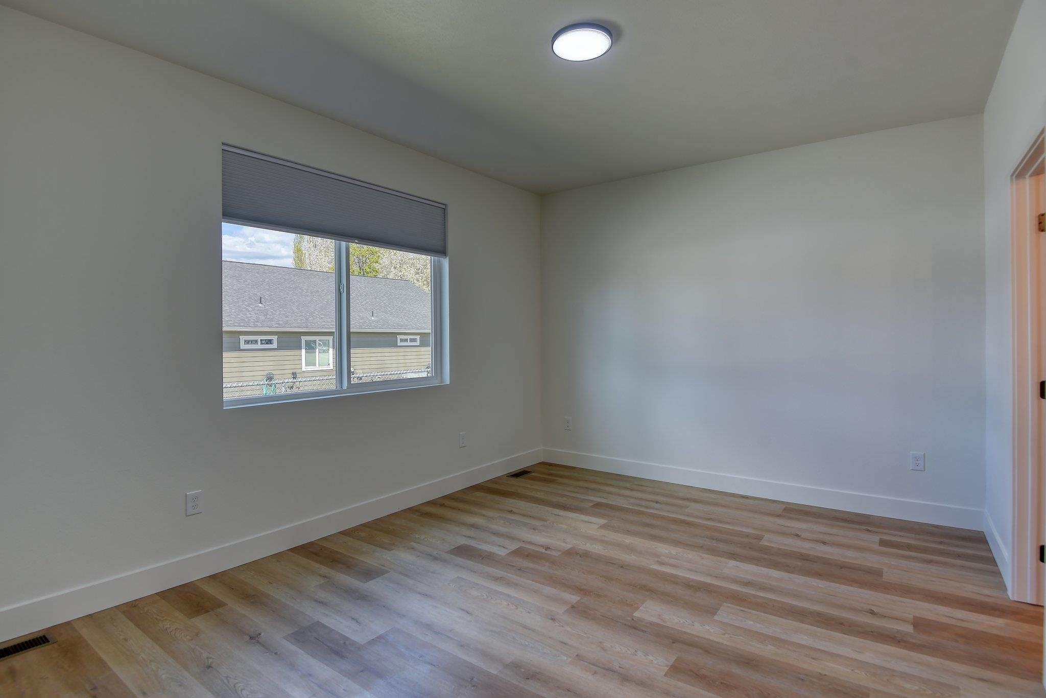 17803 E 3rd Ln - Photo 34