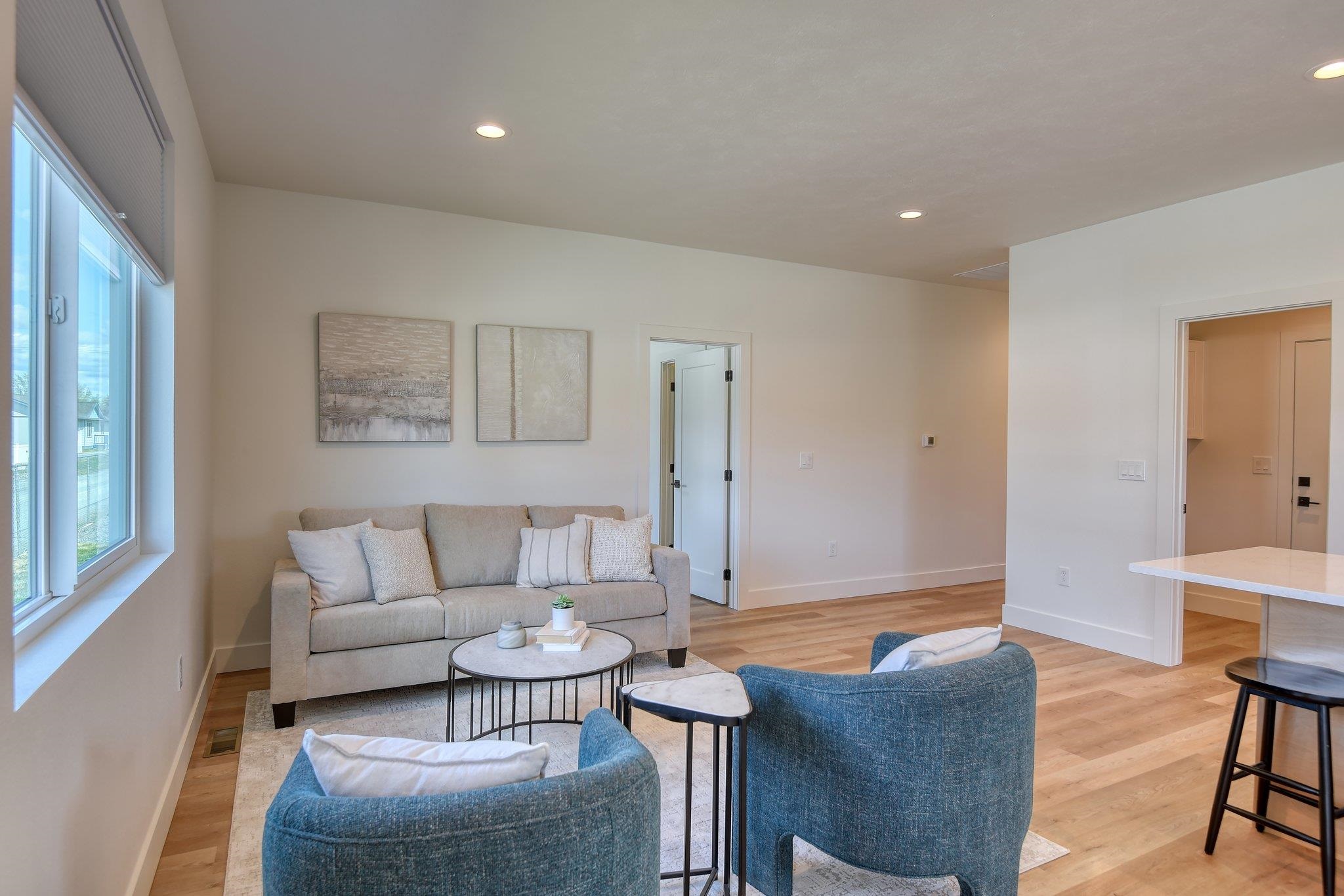 17803 E 3rd Ln - Photo 5