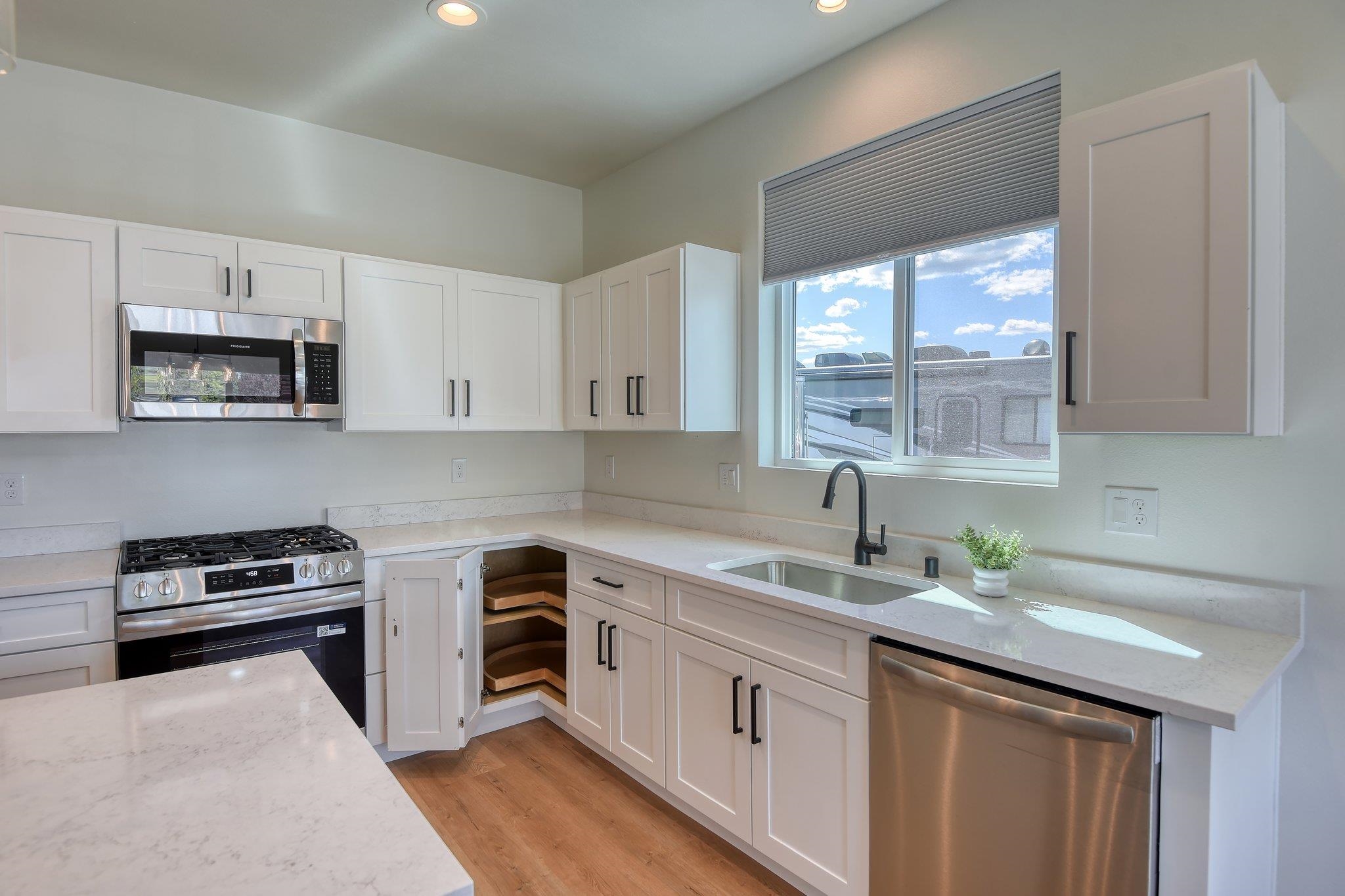 17803 E 3rd Ln - Photo 10