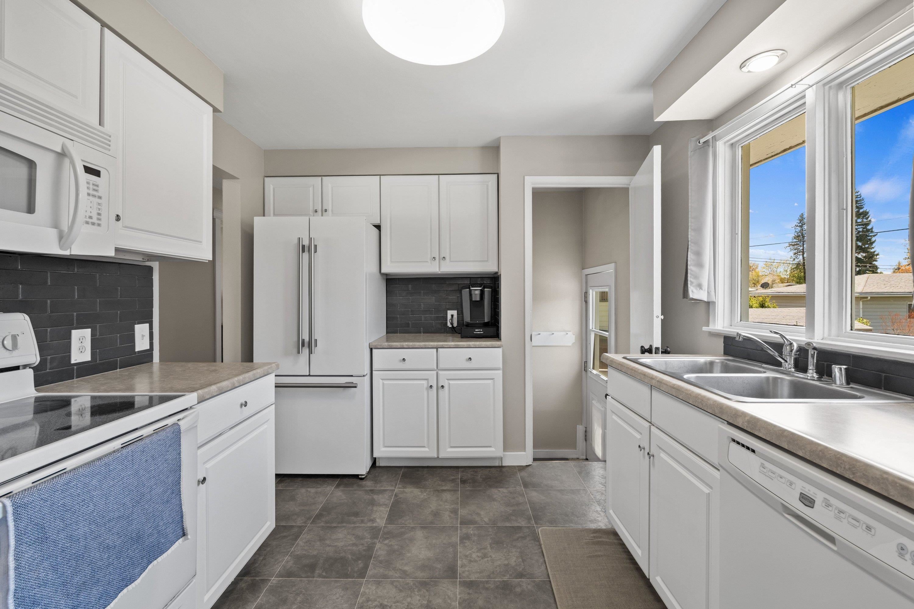 7525 N Excell Dr - Photo 13