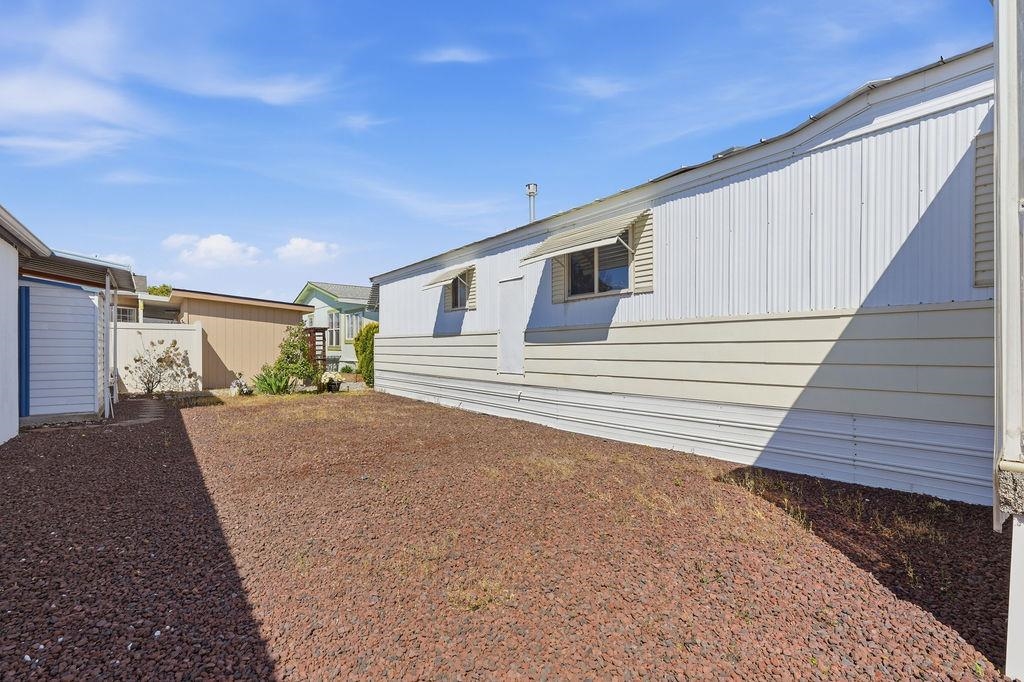1211 E Lyons Ave - Photo 27