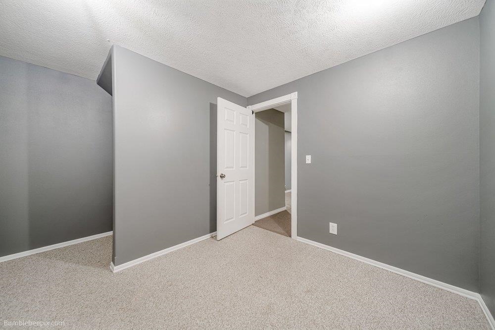 10403 W Granger Rd - Photo 30