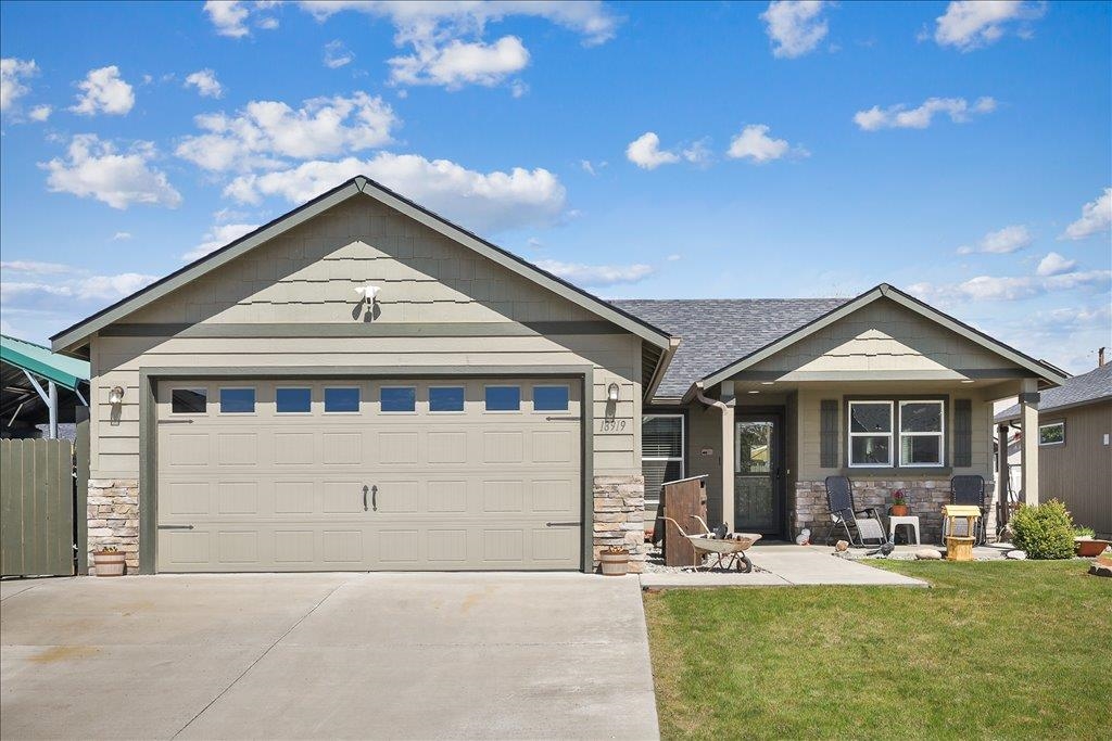 18919 E FAIRVIEW Ave - Photo 1