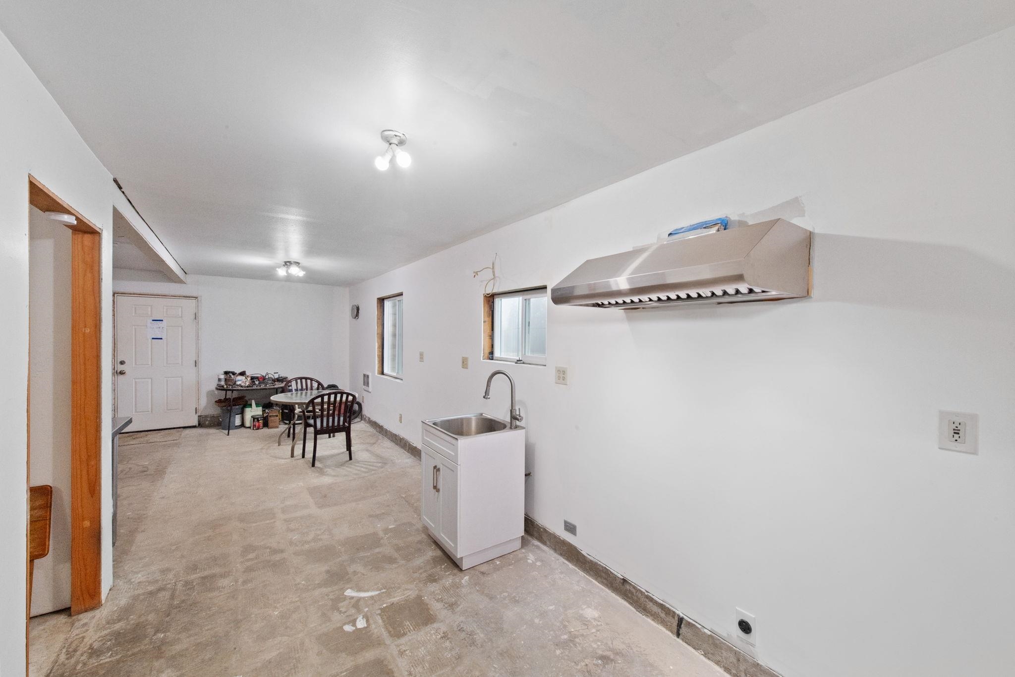 38706 N NEWPORT Hwy - Photo 15