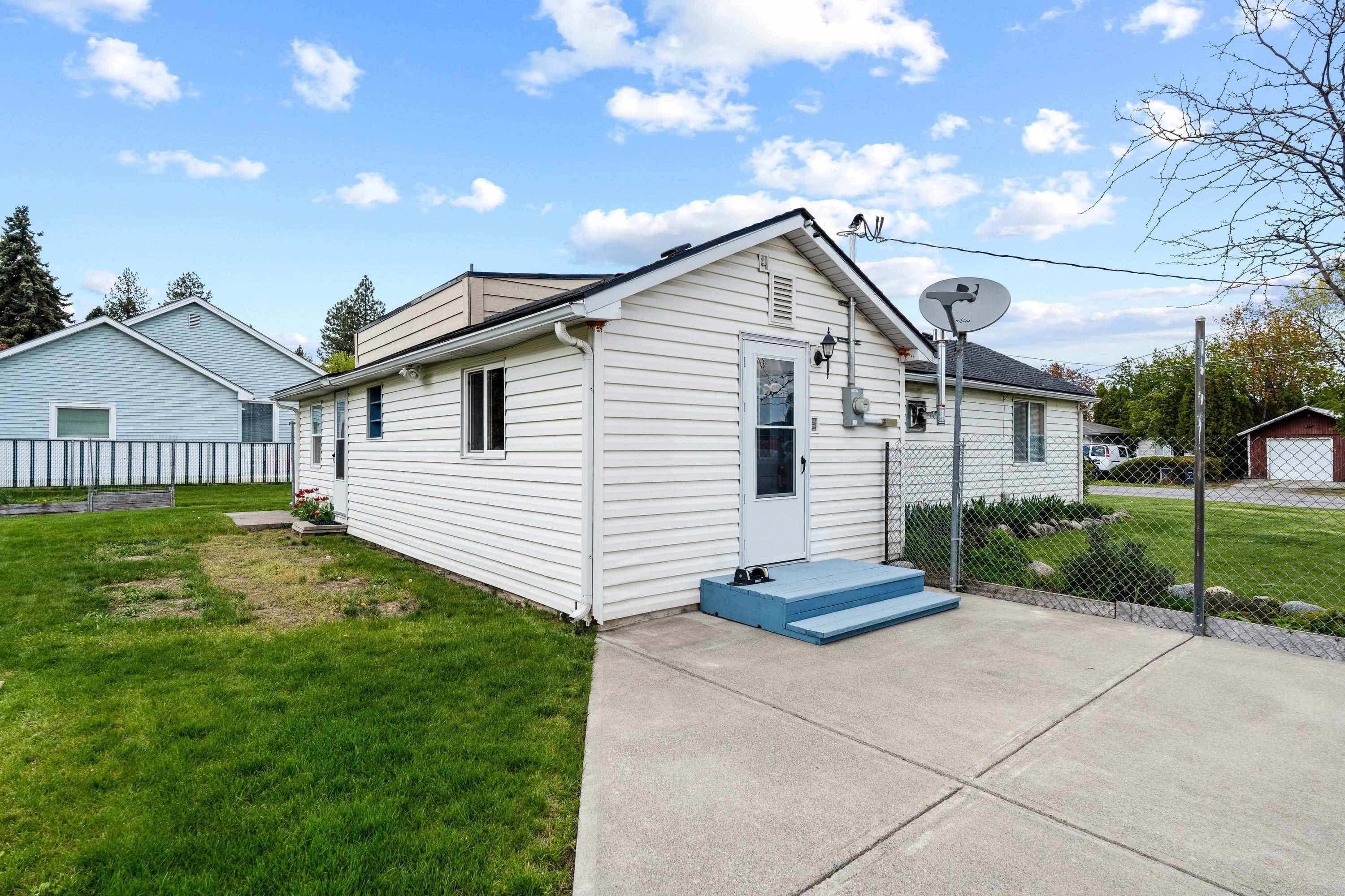 10724 E 12th Ave - Photo 31
