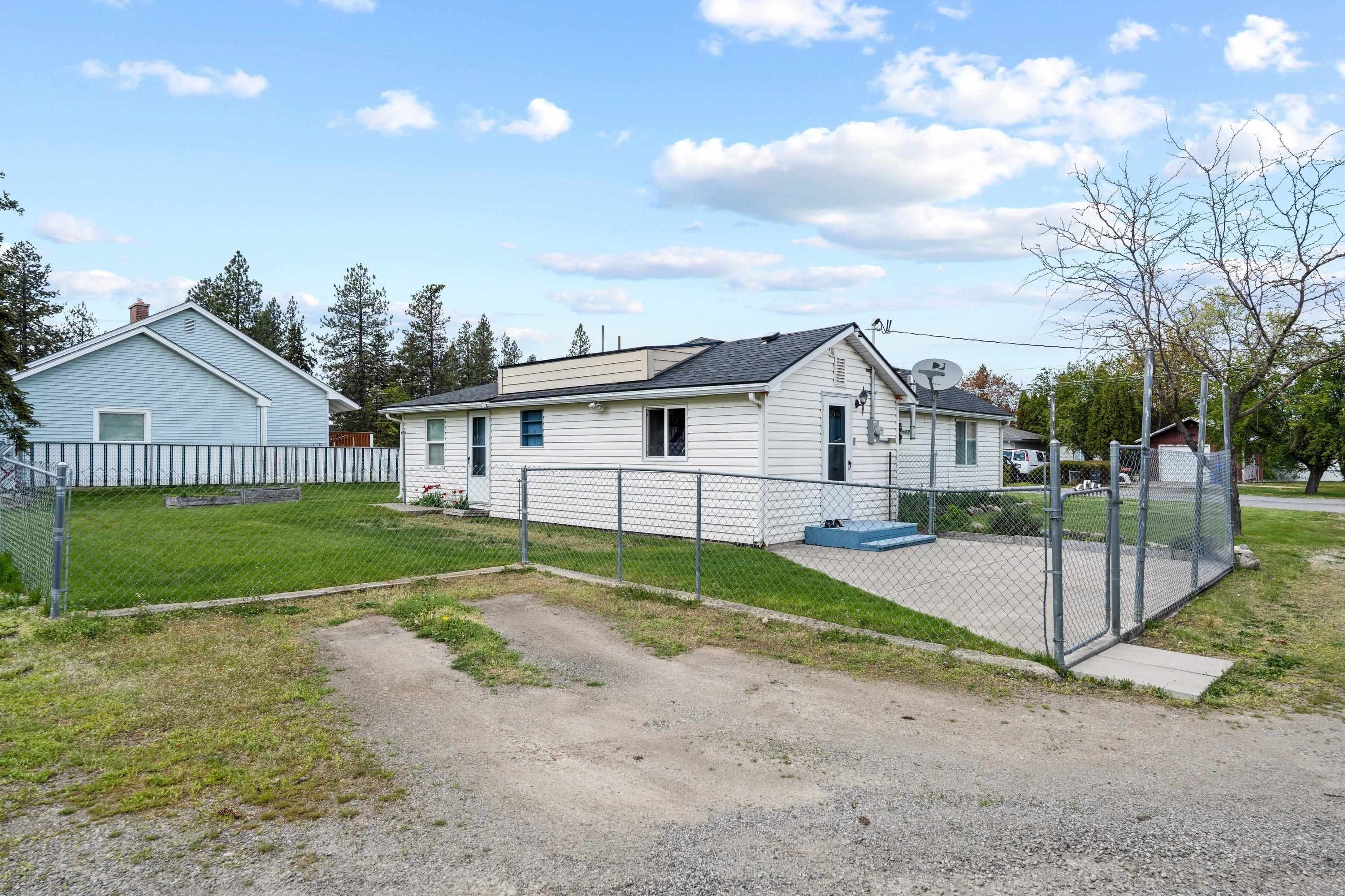10724 E 12th Ave - Photo 32