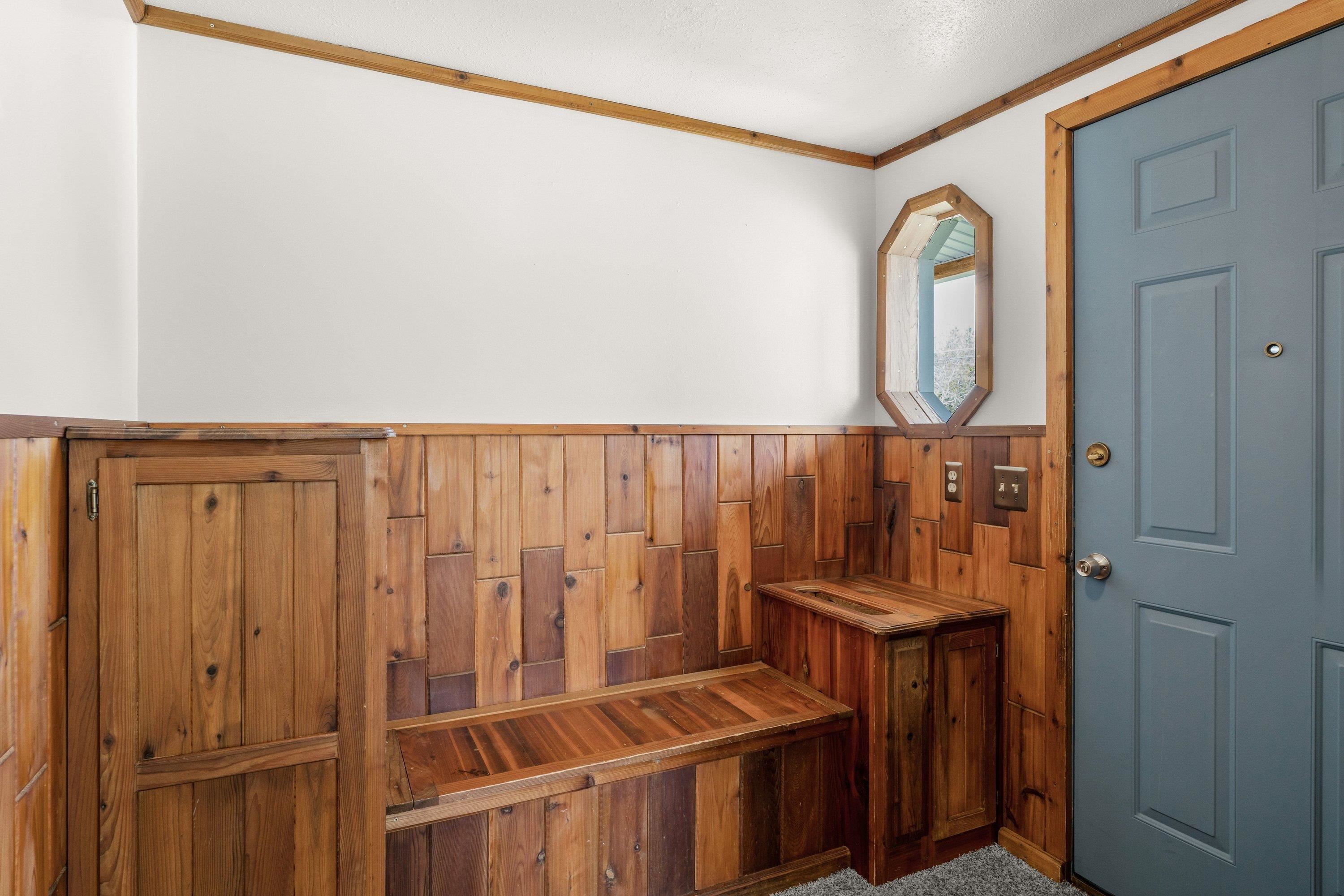 10724 E 12th Ave - Photo 5