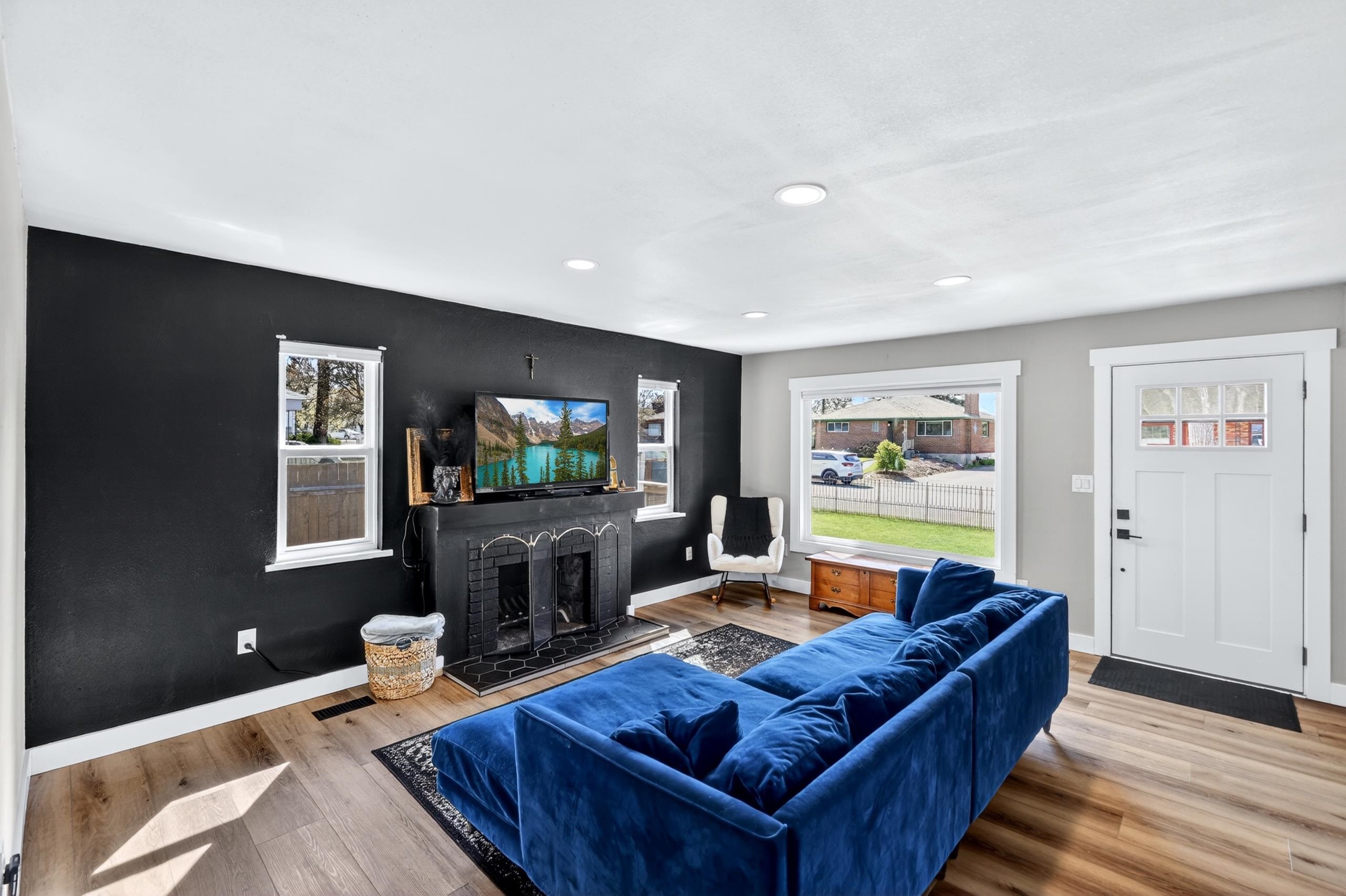 2940 W Broad Ave - Photo 3
